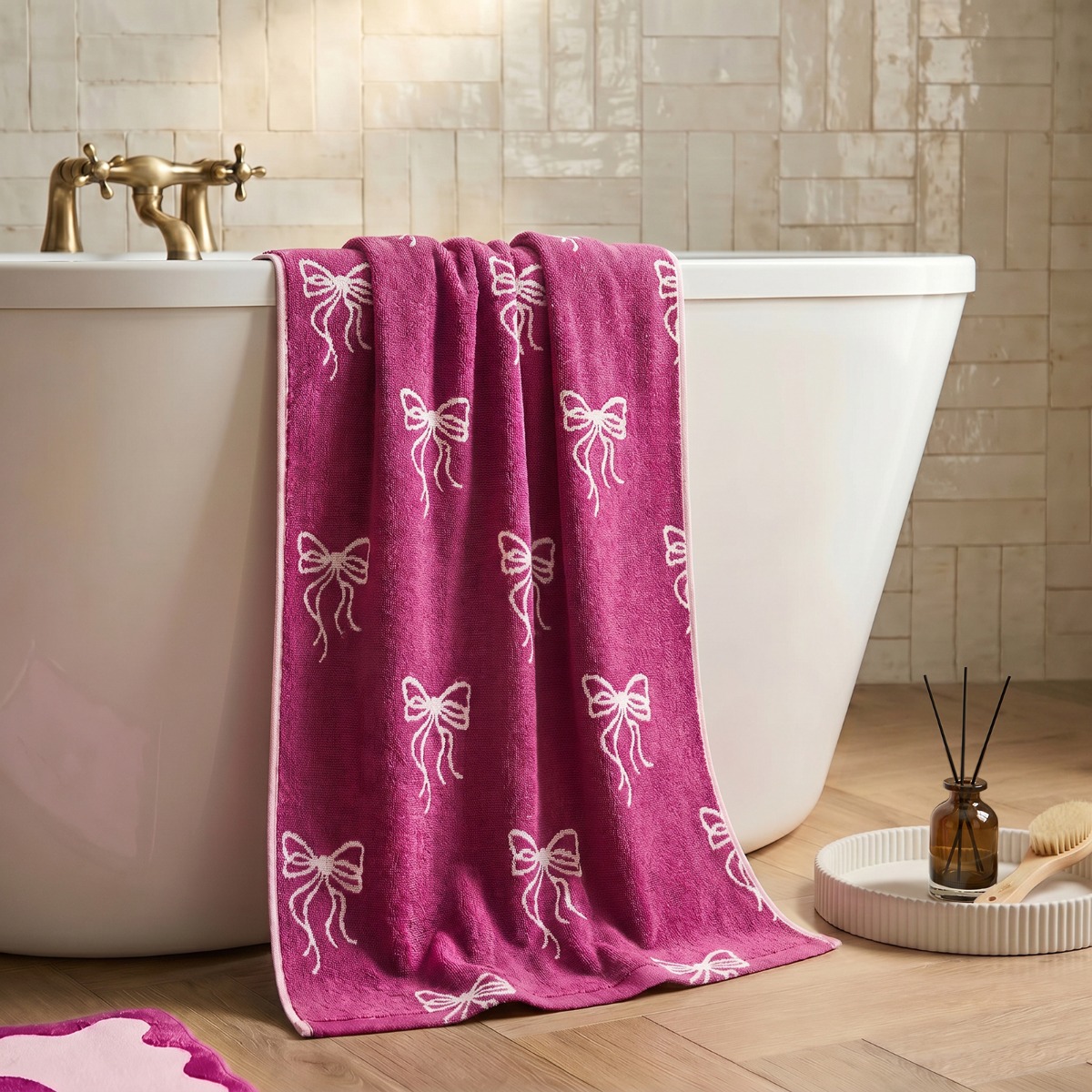 OHS 100% Cotton Bow Print Hand Towel – Burgundy