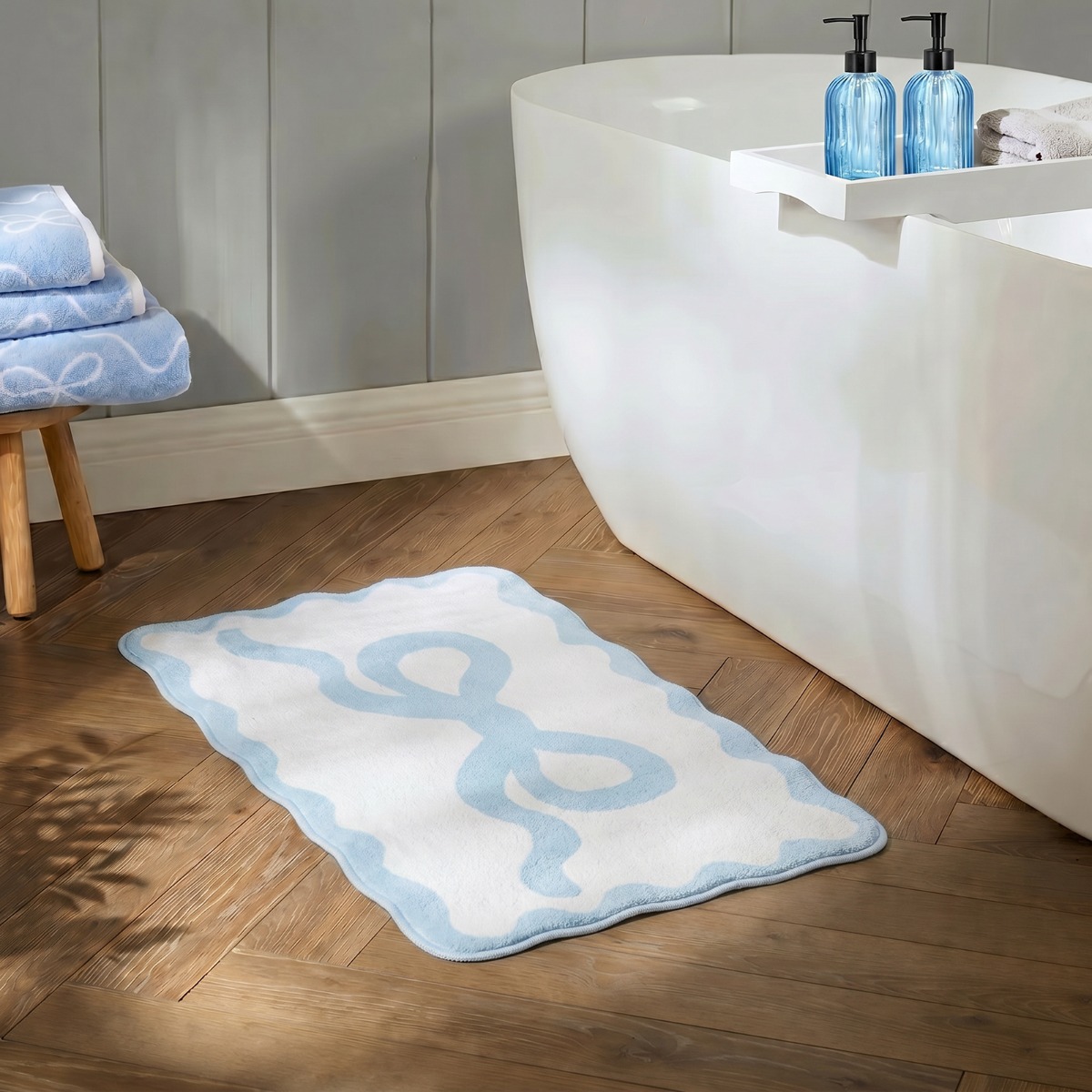 OHS Bow Print Velvet Bath Mat