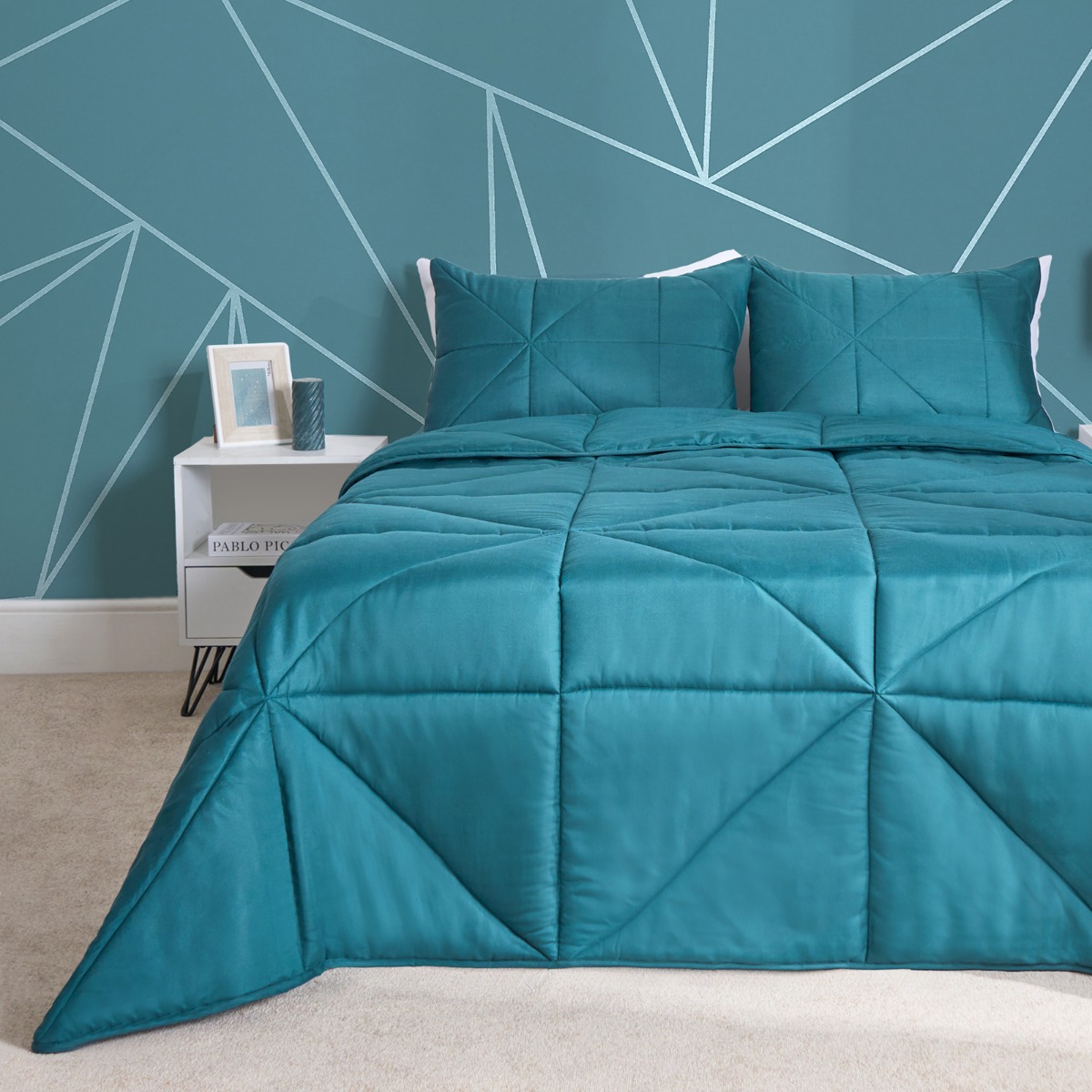 OHS Coverless Geo Quilted 7.5 Tog Duvet Set, Teal – Single