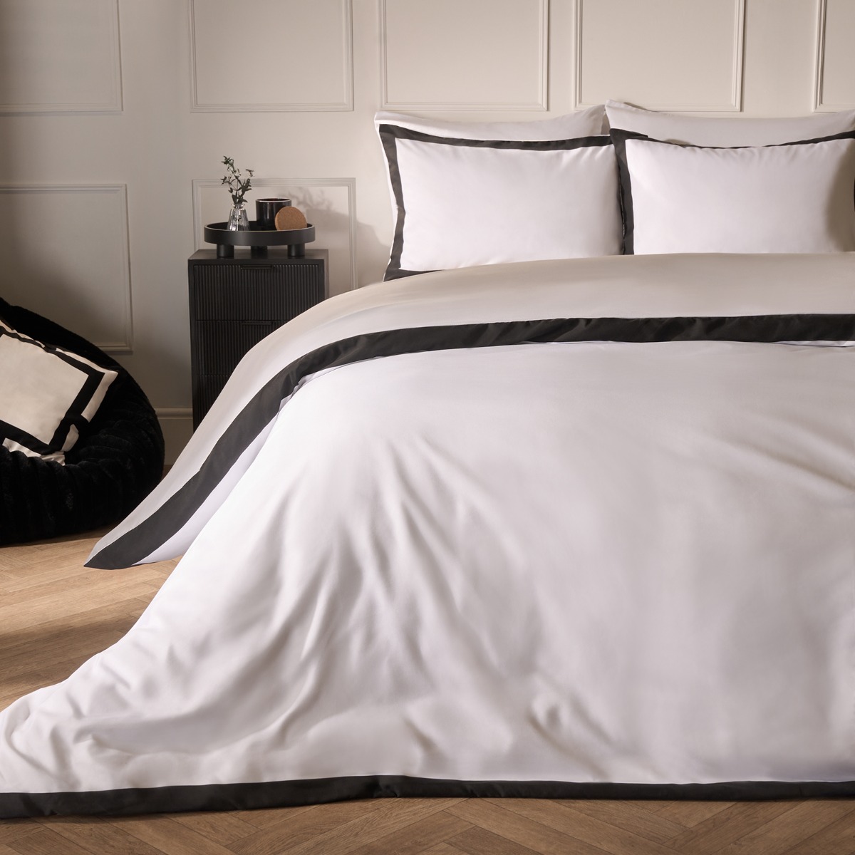 OHS Contrast Border Duvet Cover Set, Monochrome – Double
