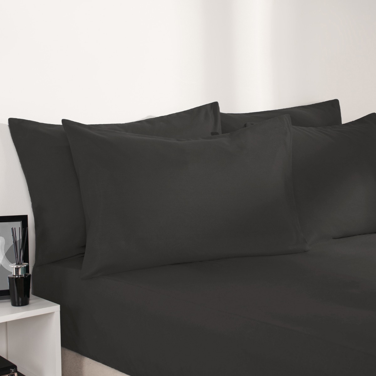 OHS Easy Care Polycotton Deep Fitted Sheet, Black – Superking