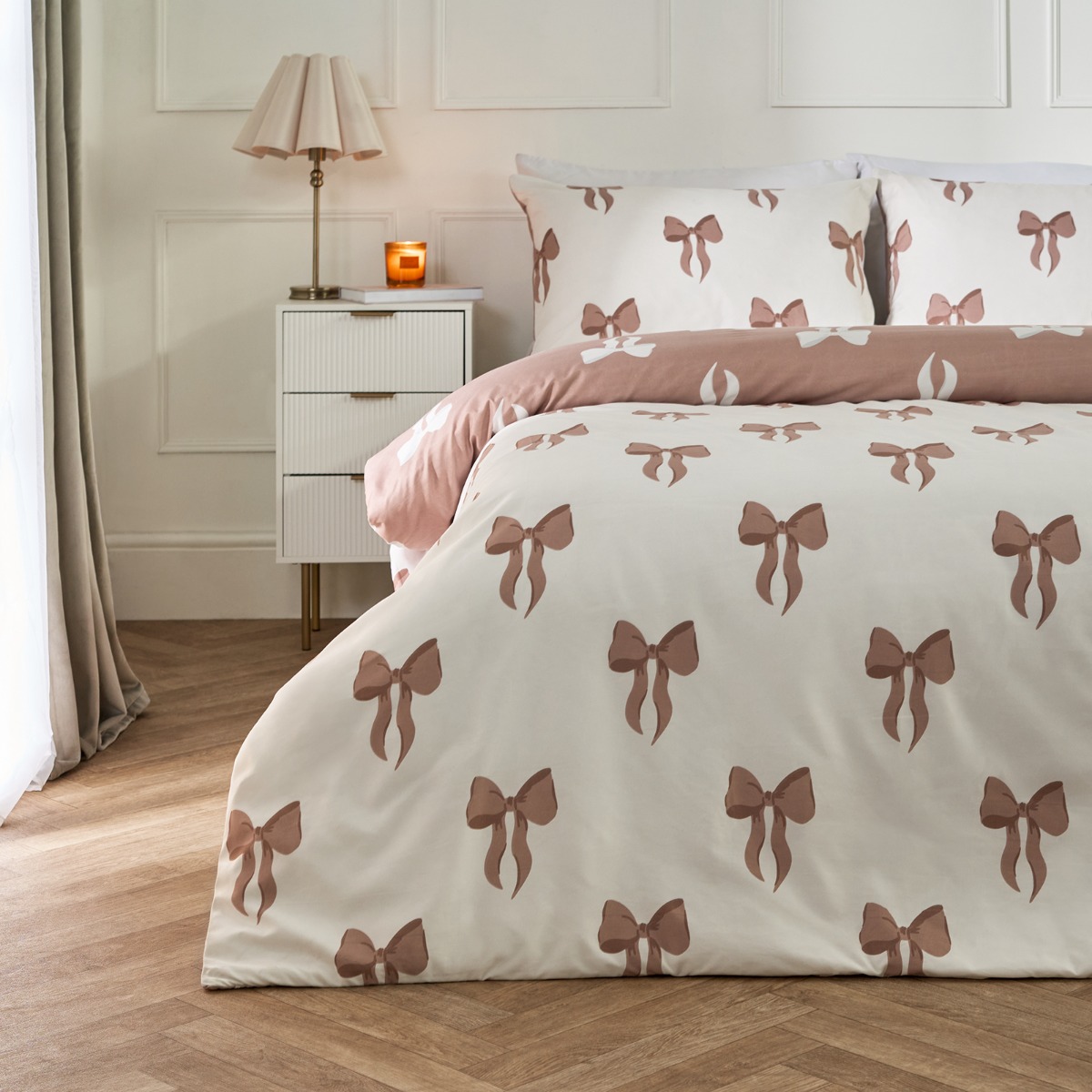 OHS Bow Print Reversible Duvet Cover Set, Ivory/Natural – Single
