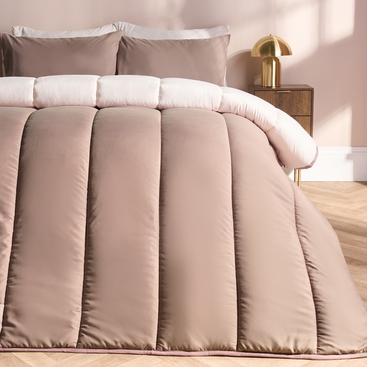 OHS Coverless 10.5 Tog Reversible Duvet Set, Ivory/Natural- Single