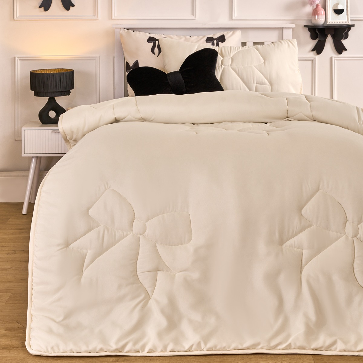 Ohs Bows Quilted Coverless 7.5 Tog Duvet Set, Ivory - Single