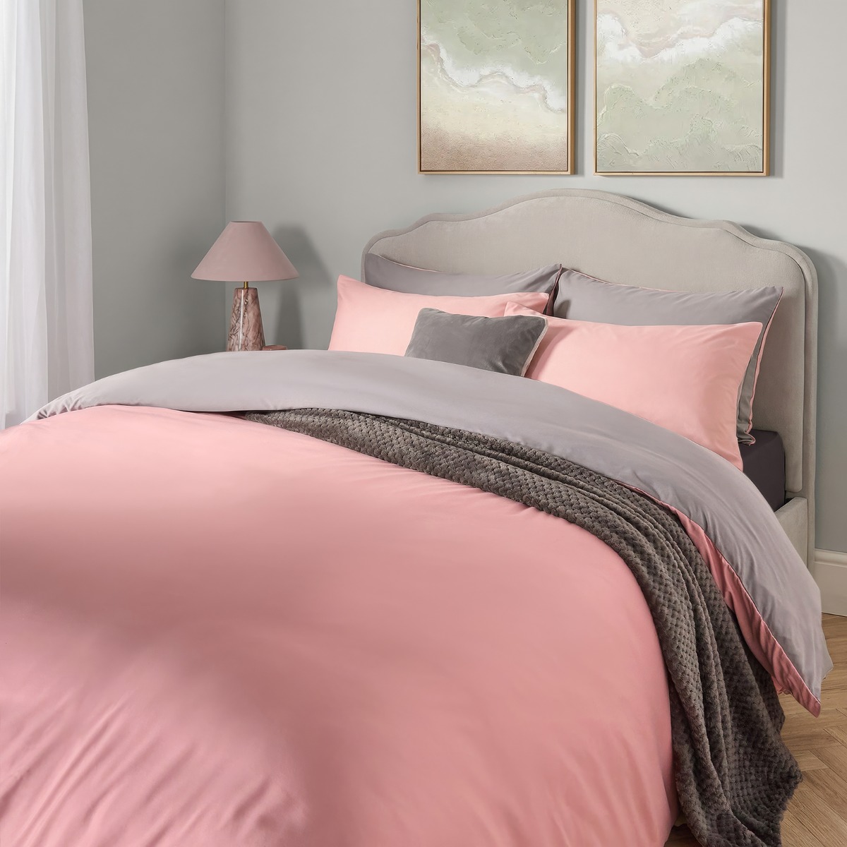 OHS Plain Dyed Reversible Duvet Cover Cover with Pillowcase Set in Light Pink | Size: King
