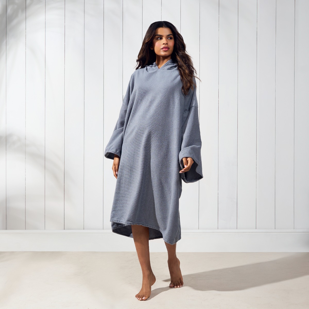 OHS Women's Poncho Oversized Hooded Towel Bath Beach Robe in Charcoal