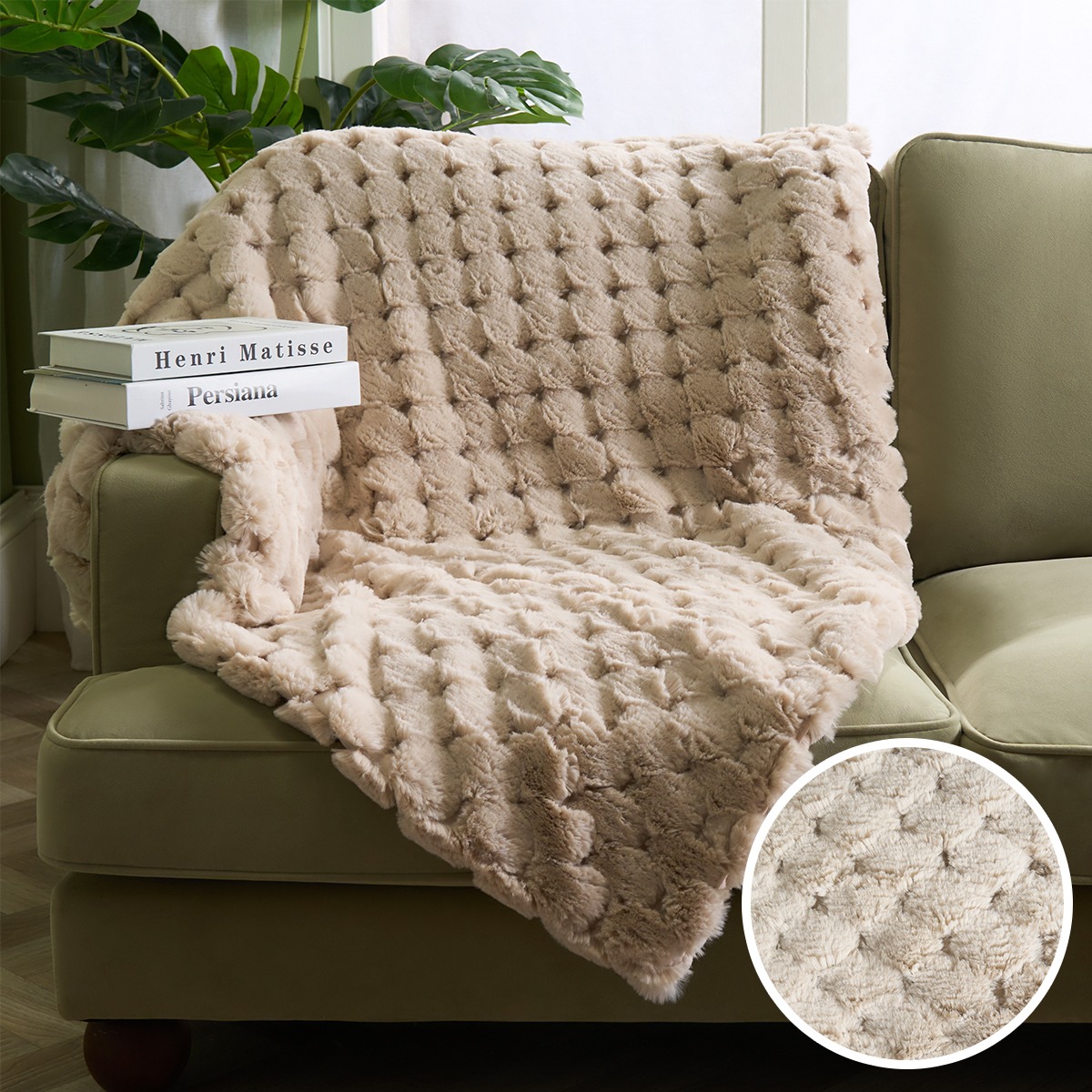 OHS Jumbo Waffle Fur Throw, Natural – 120 x 150cm