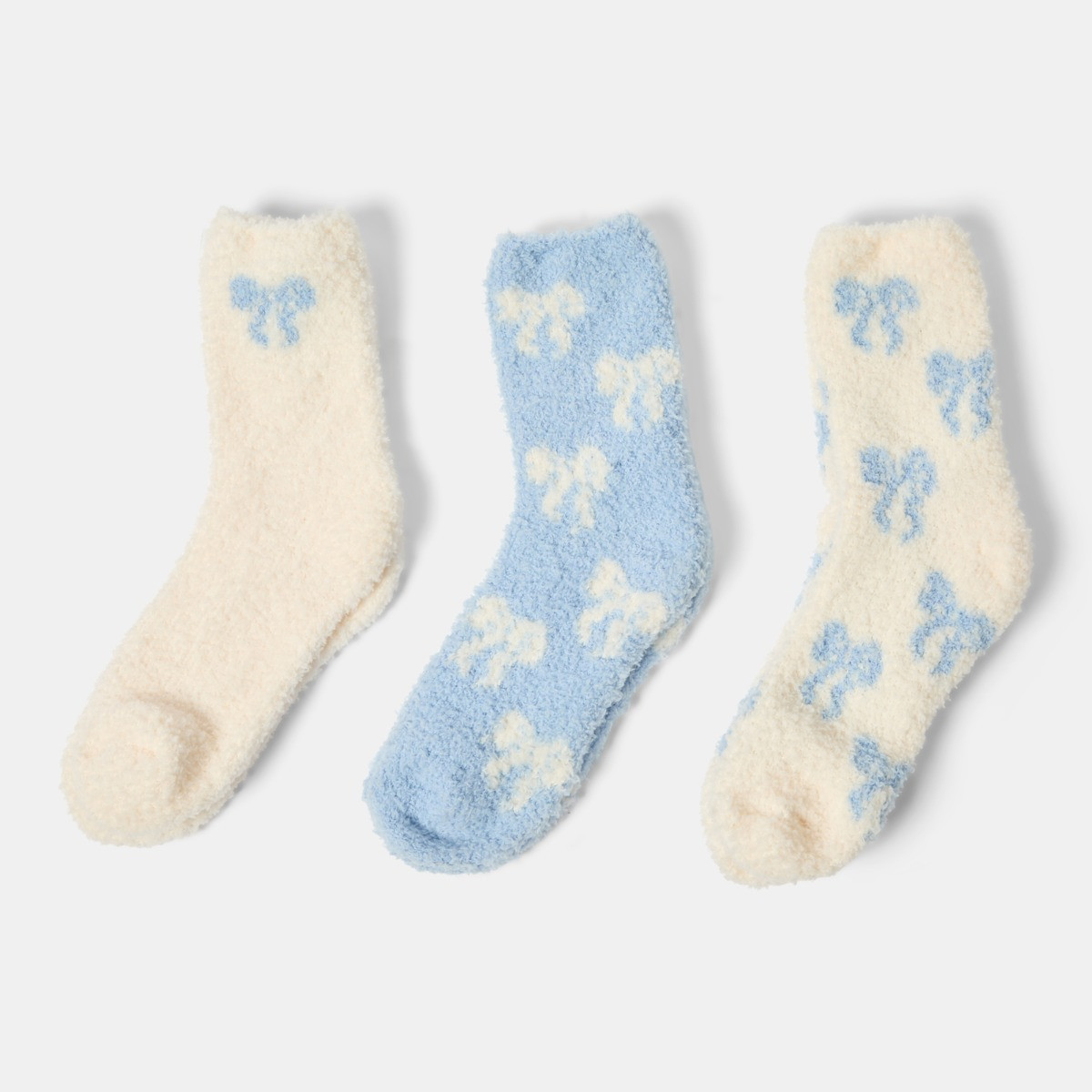 OHS Bows Fluffy Fleece Socks, Blue/Cream - 3 Pack>