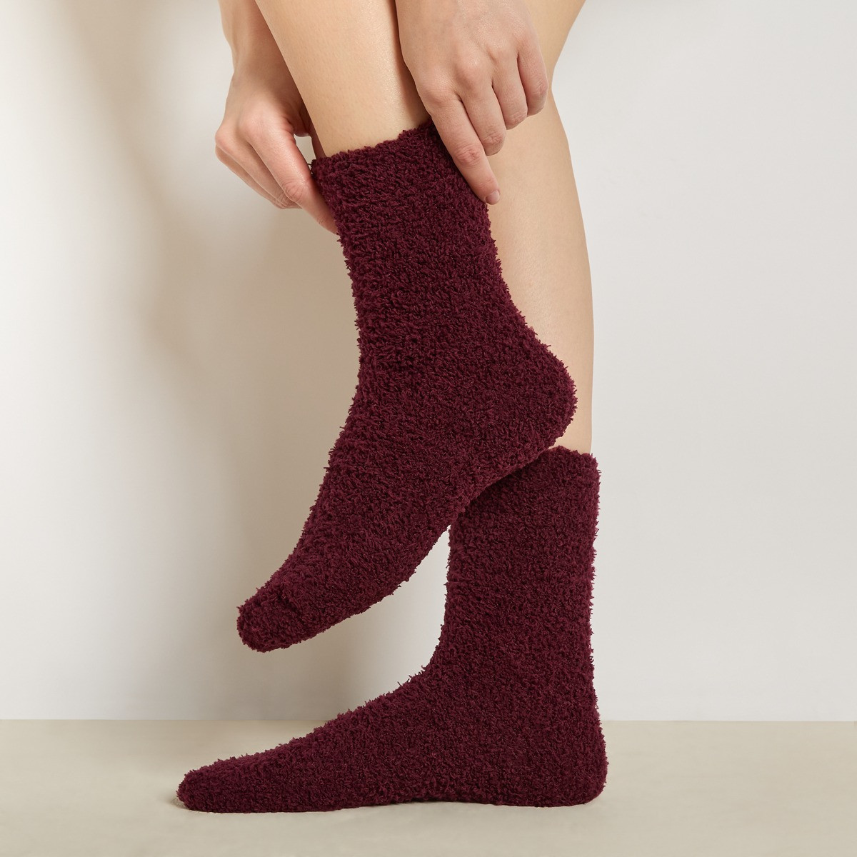 OHS 3 Pack Fluffy Fleece Socks - Burgundy Chocolate Natural>