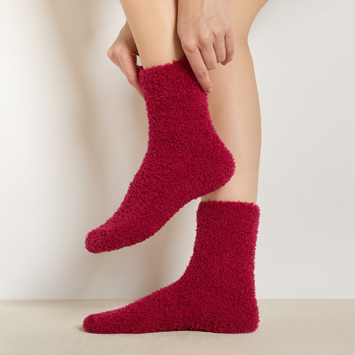 OHS 3 Pack Fluffy Fleece Socks - Lilac Red Burgundy>
