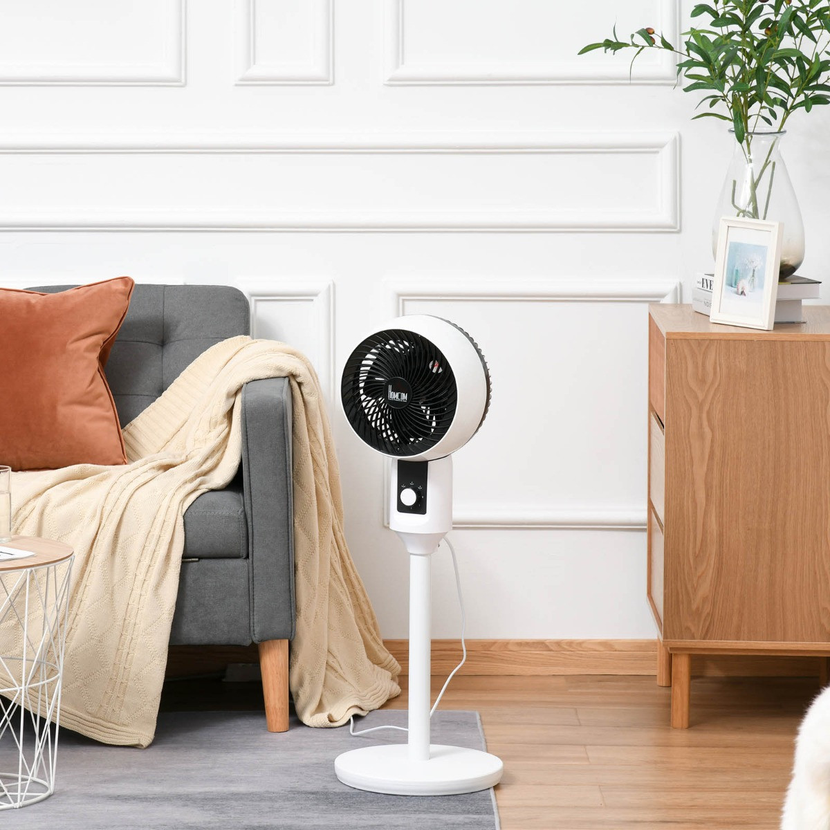 Homcom 32" Oscillating Air Circulator Fan - White>