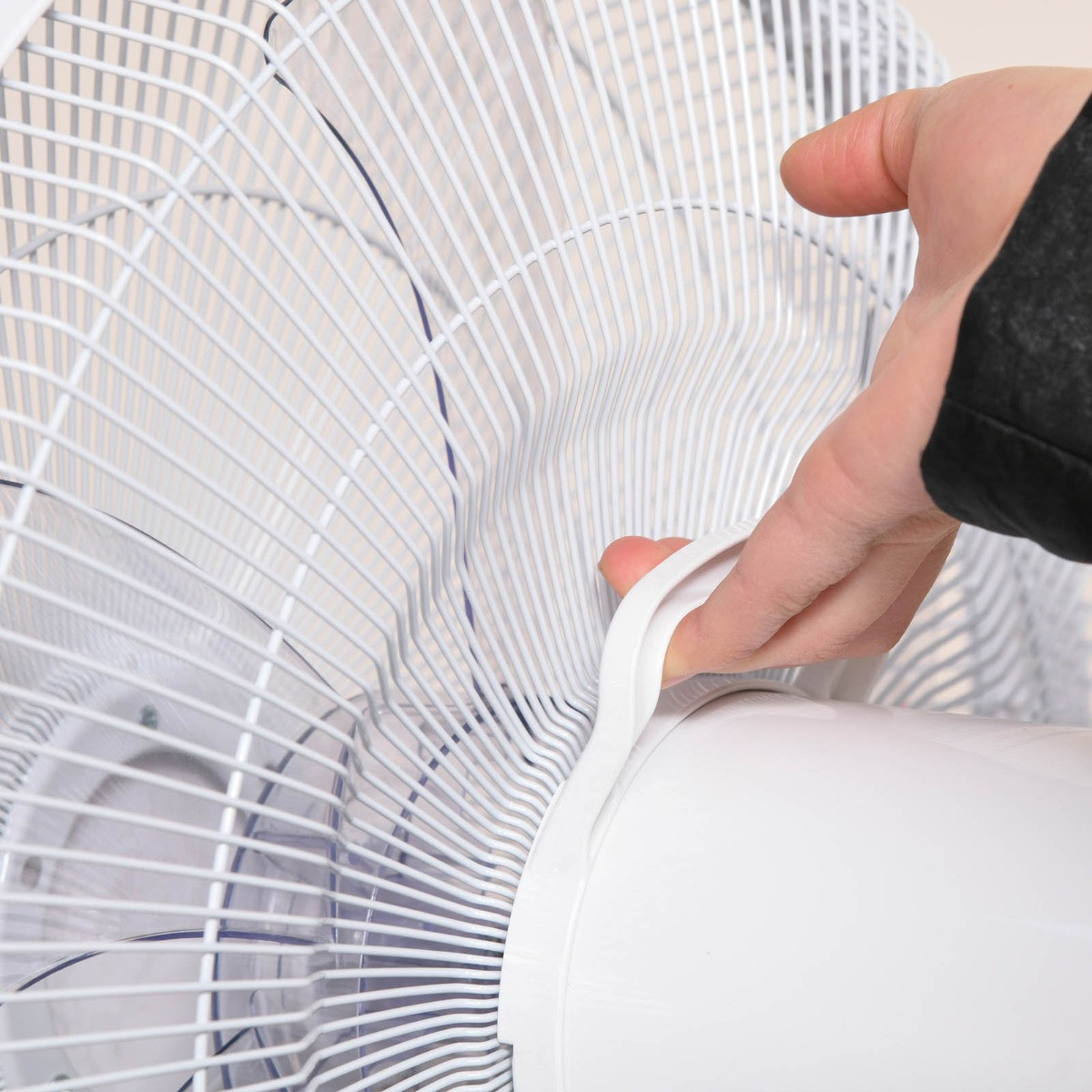 Homcom 54" LED Pedestal Fan - White>