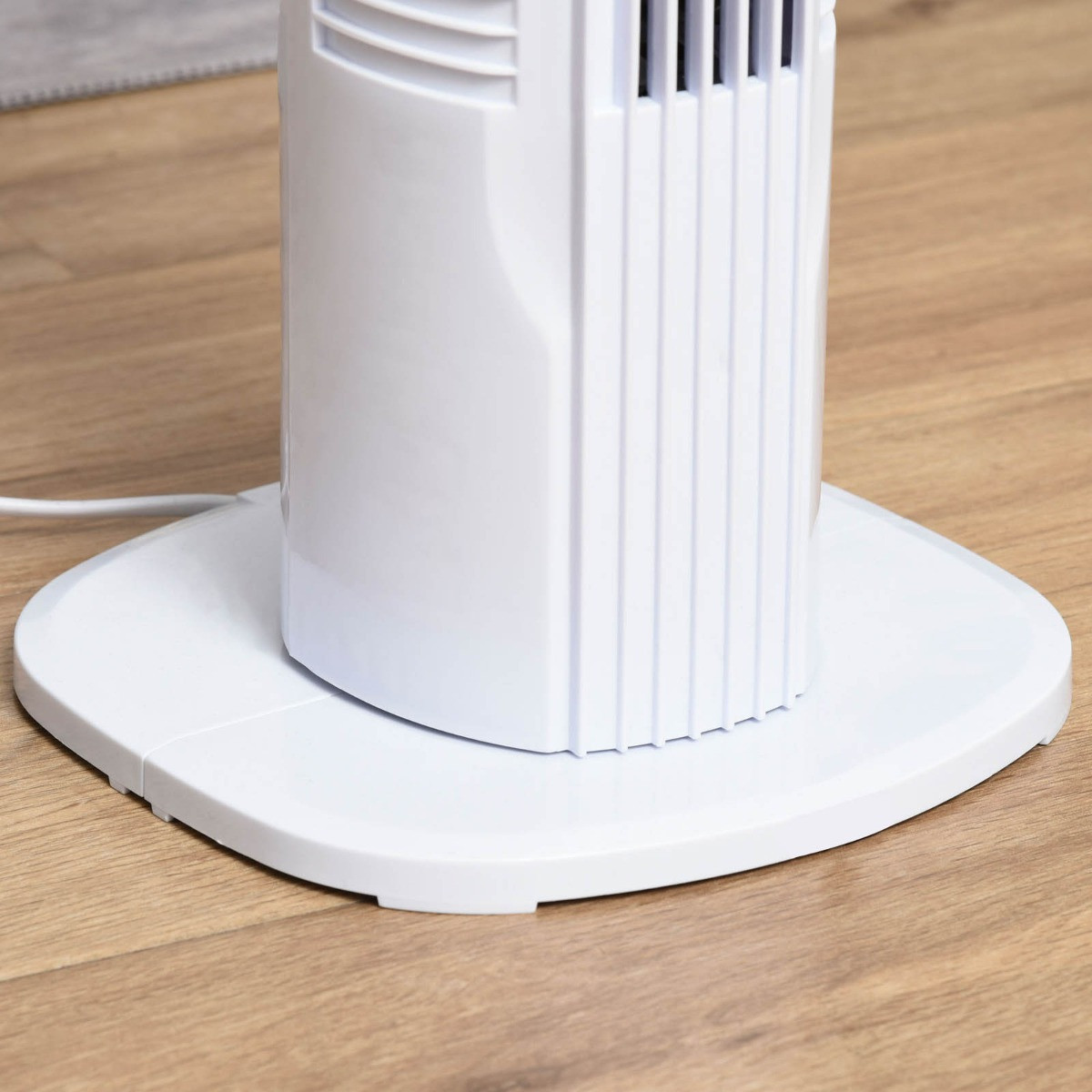 Homcom 31" Oscillating Tower Fan - White>