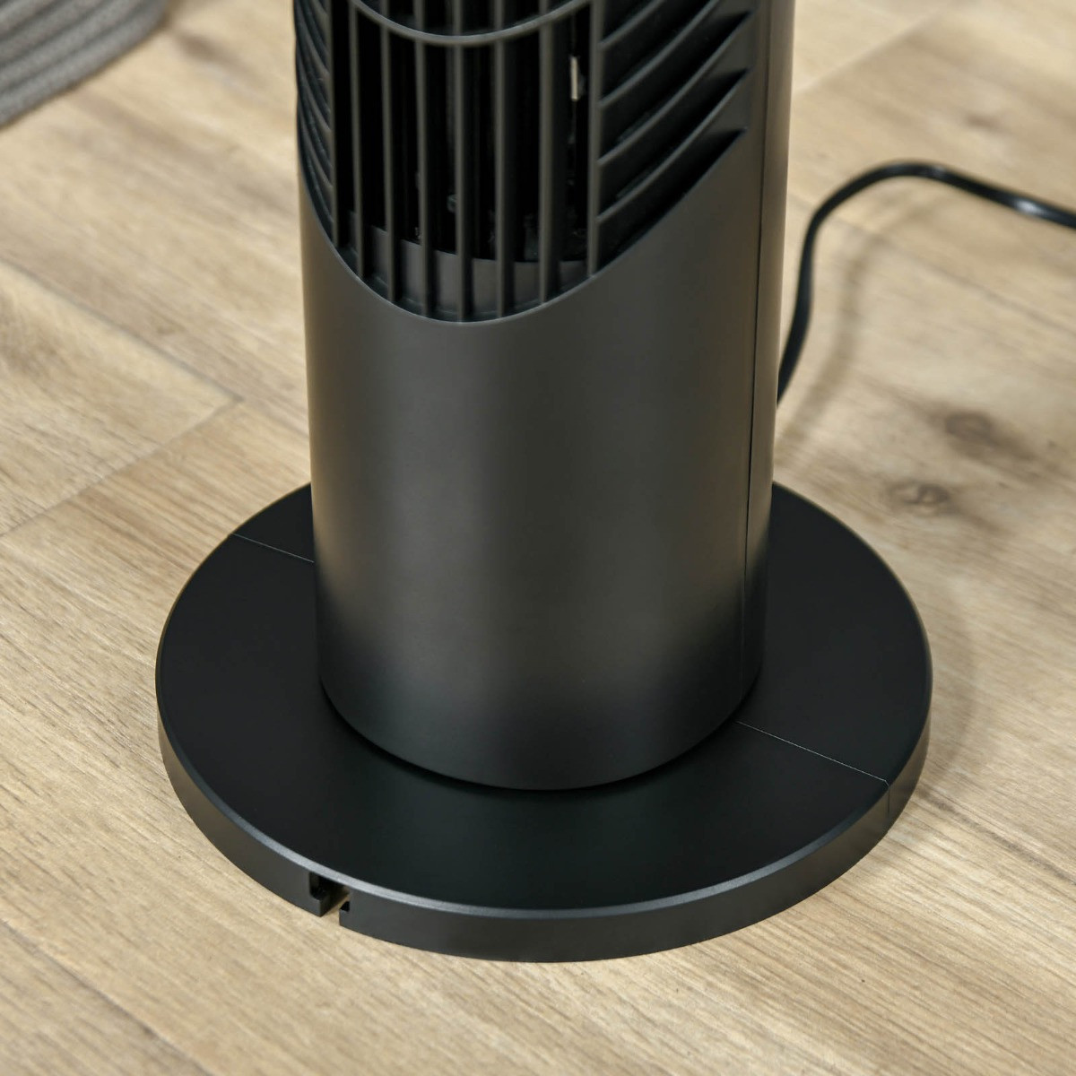 Homcom 31" Oscillating Tower Fan - Black>