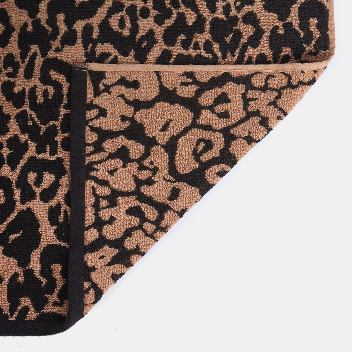 OHS 100% Cotton Jacquard Leopard Hand Towel - Natural>