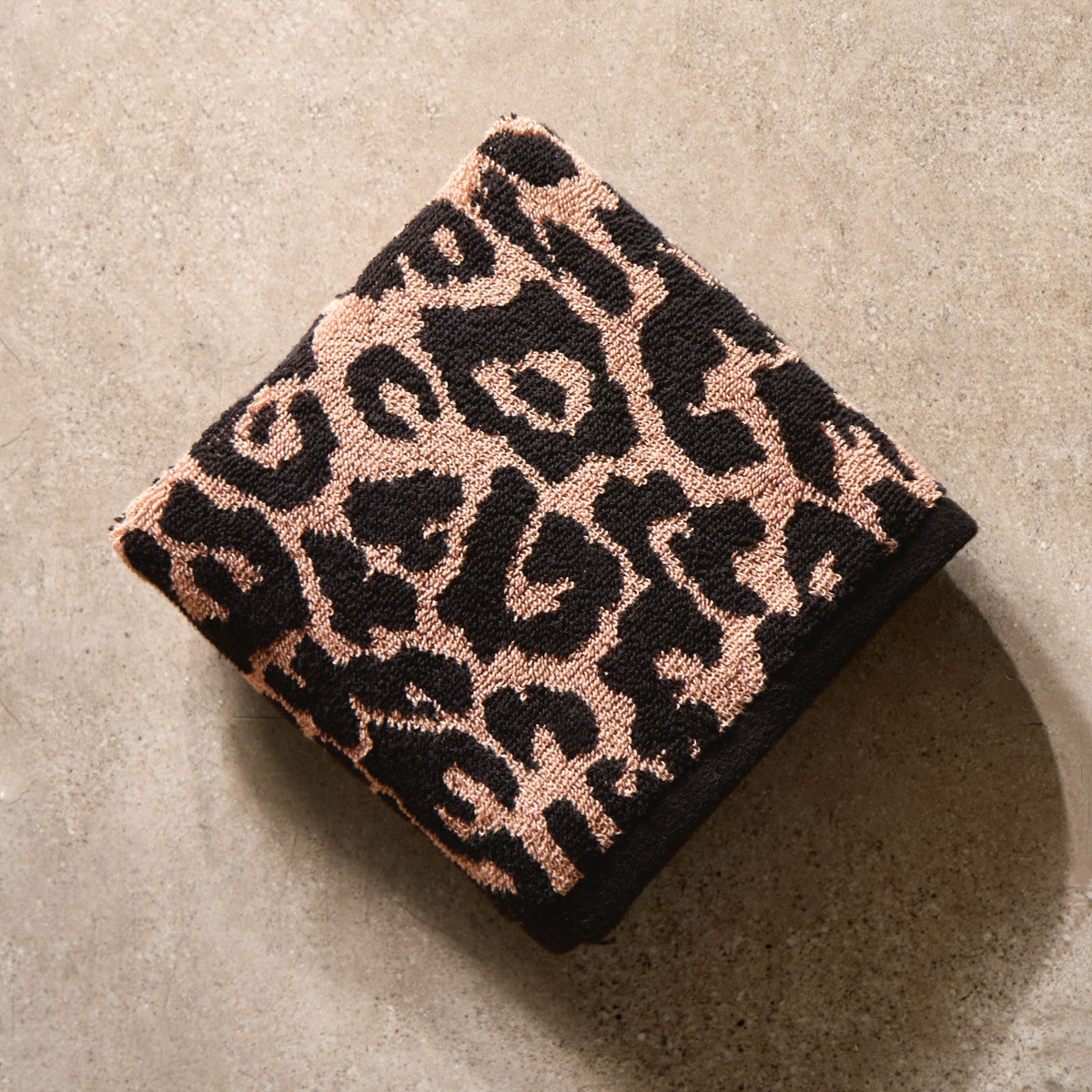 OHS 100% Cotton Jacquard Leopard Hand Towel - Natural>