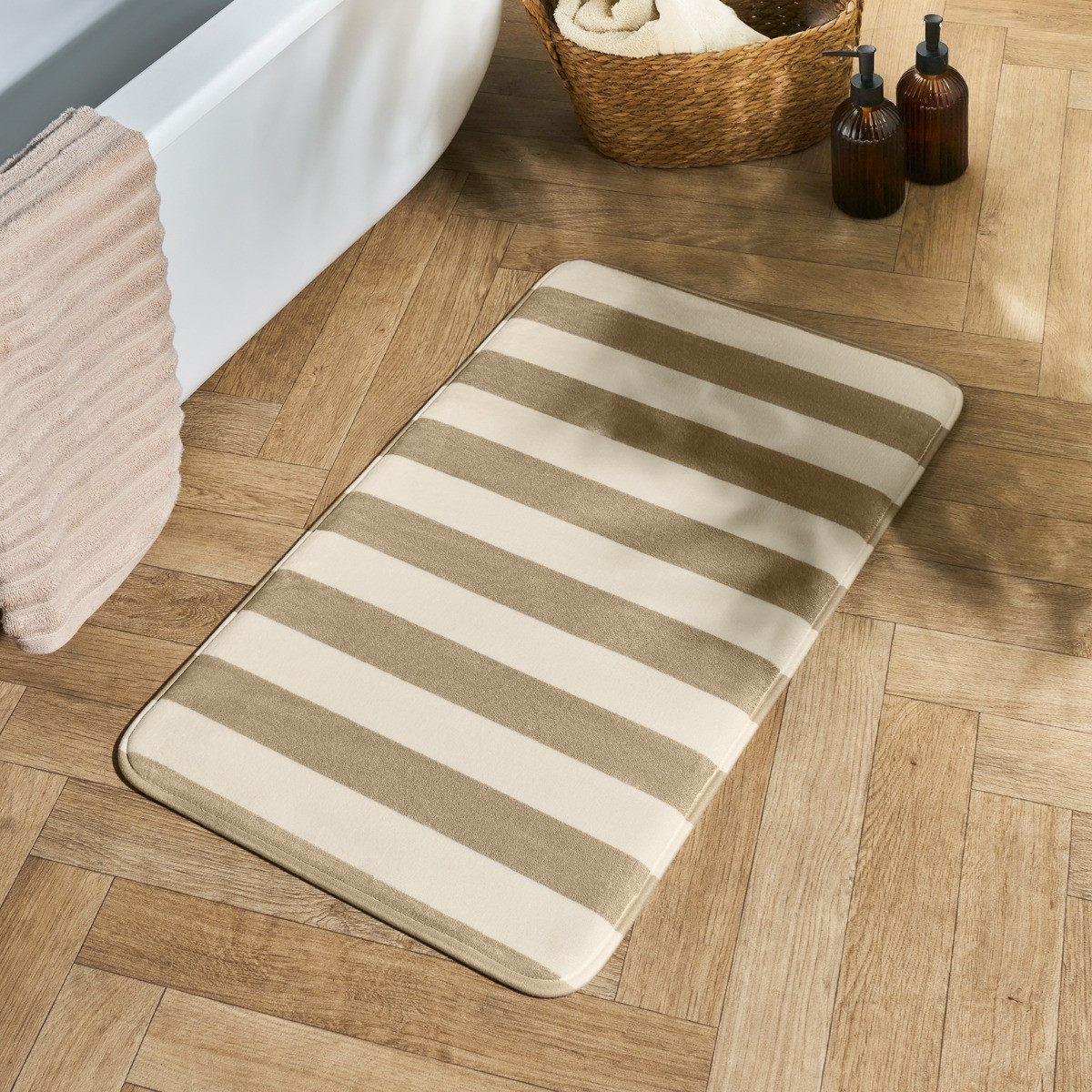 OHS Striped Print Foam Bath Mat - Mink>