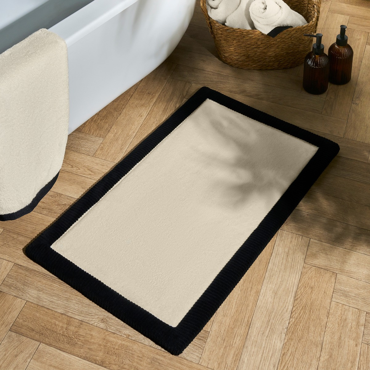 OHS Border Foam Bath Mat - Monochrome>