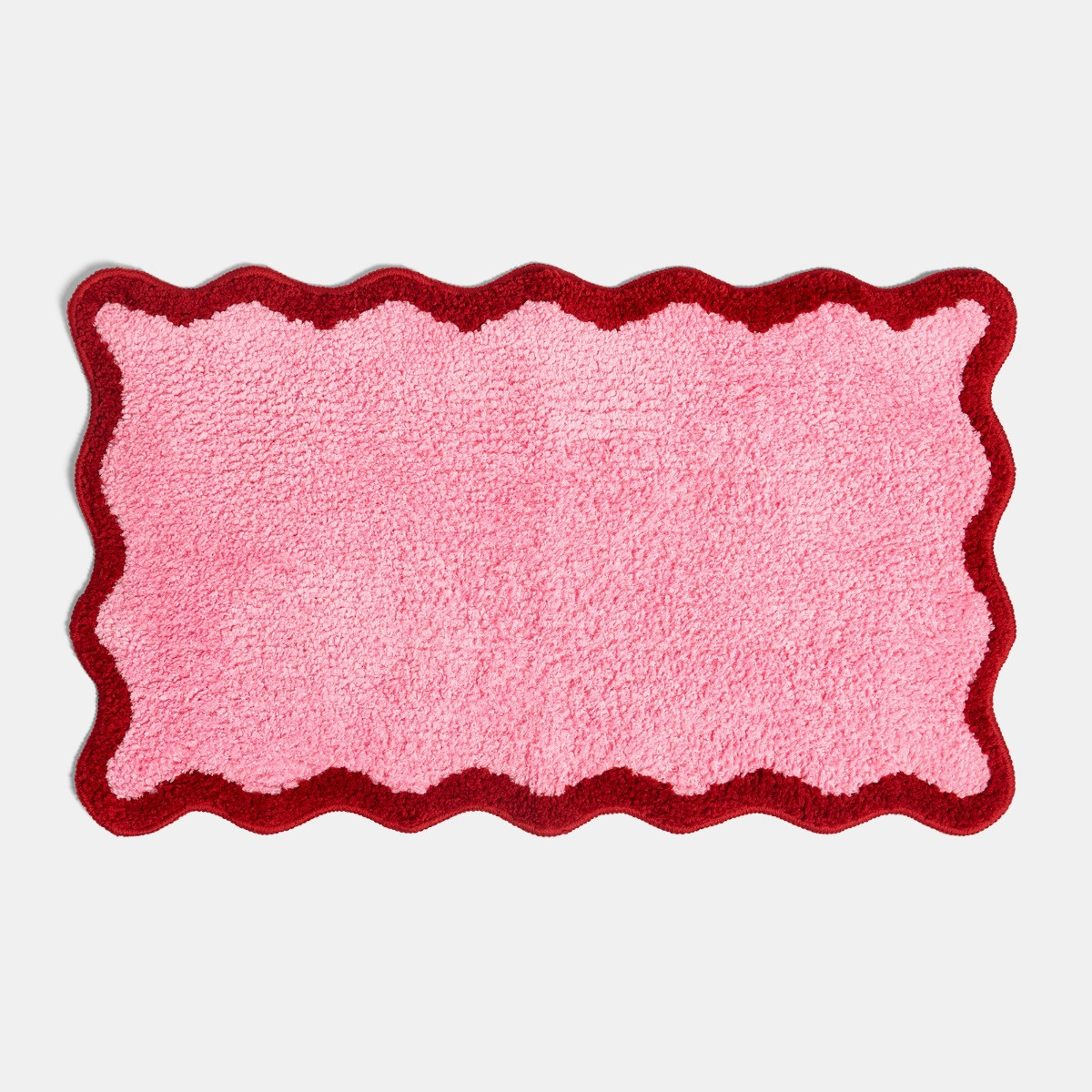 OHS Scallop Edge Tufted Bath Mat - Pink/Red>