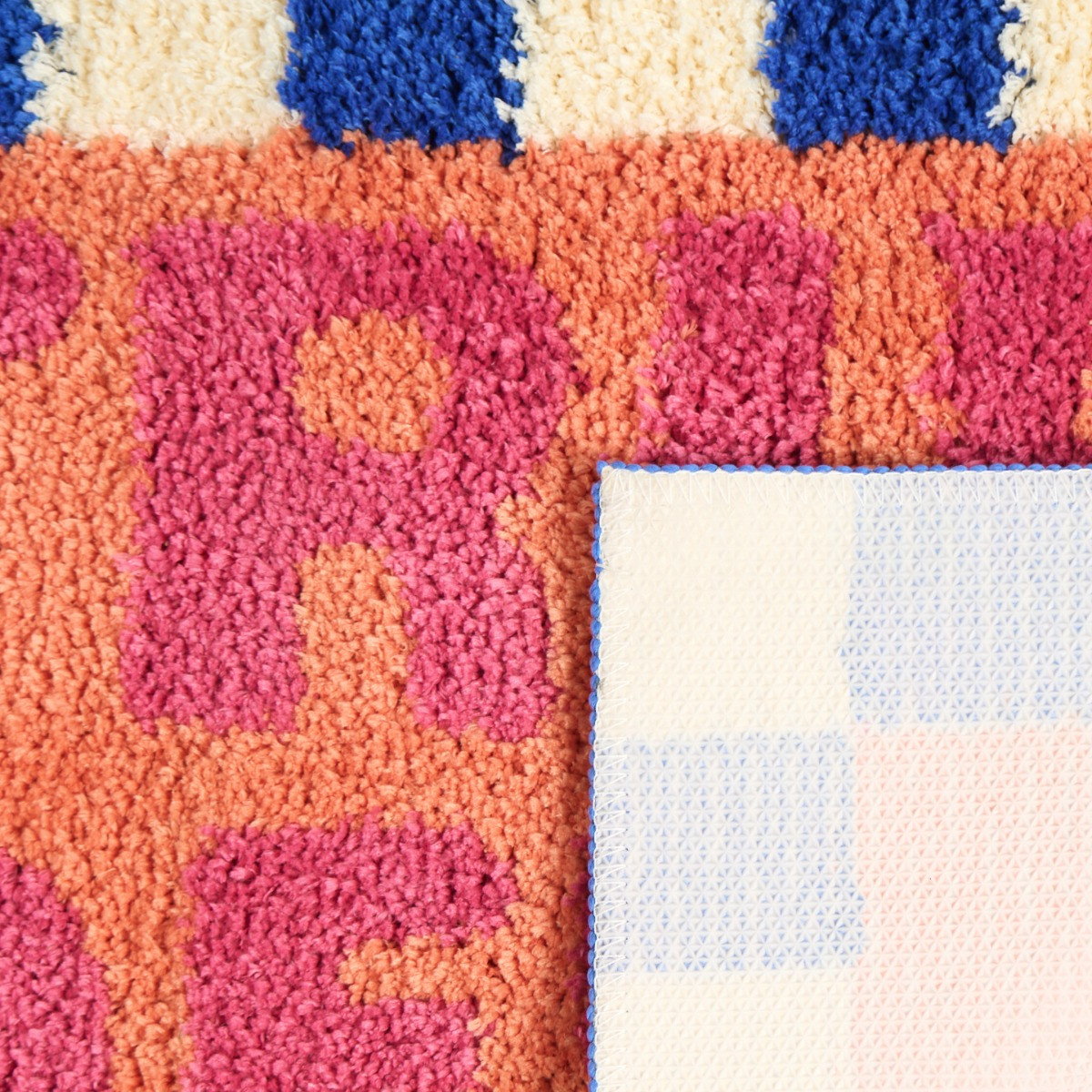 OHS Strip Off Tufted Bath Mat - Multi>