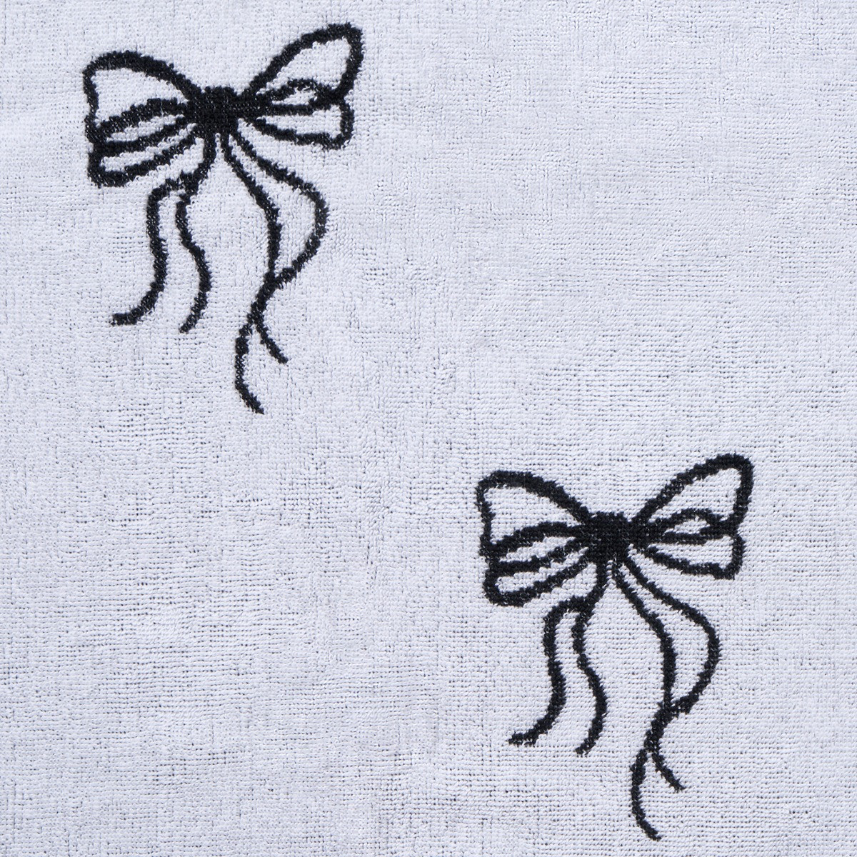 OHS 100% Cotton Bow Print Bath Towel - Monochrome>