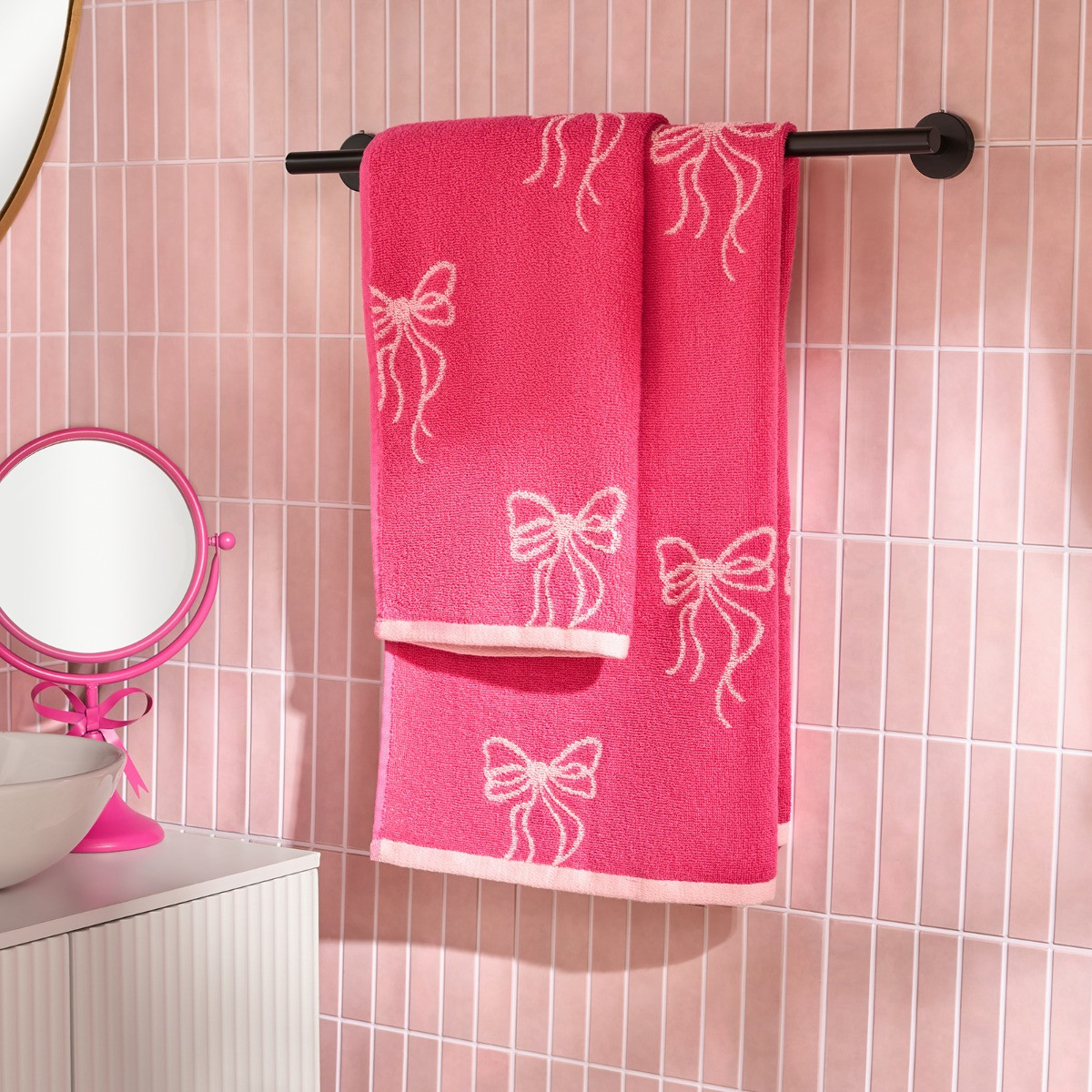 OHS 100% Cotton Bow Print Bath Towel - Pink>