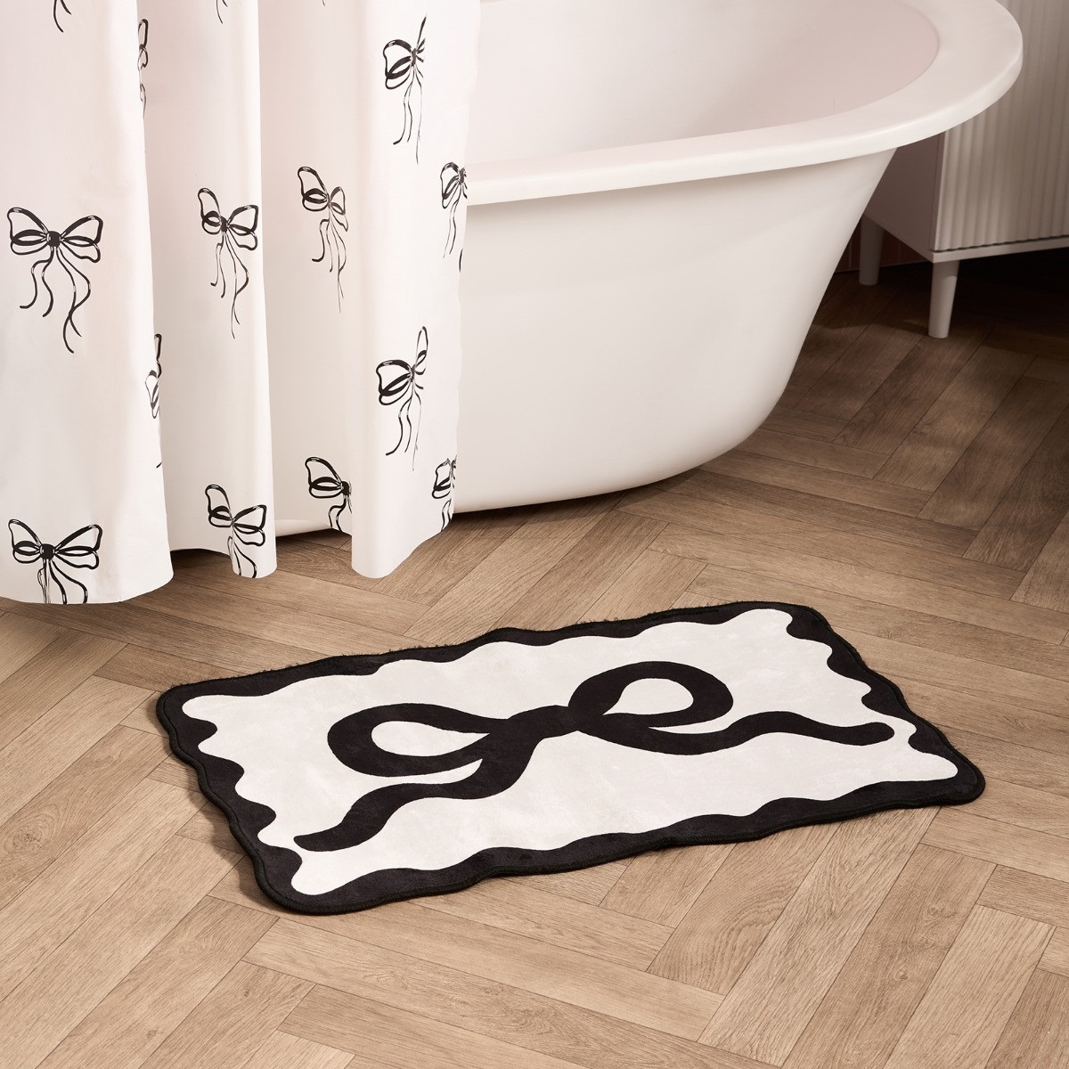 OHS Bow Print Velvet Bath Mat - Monochrome>