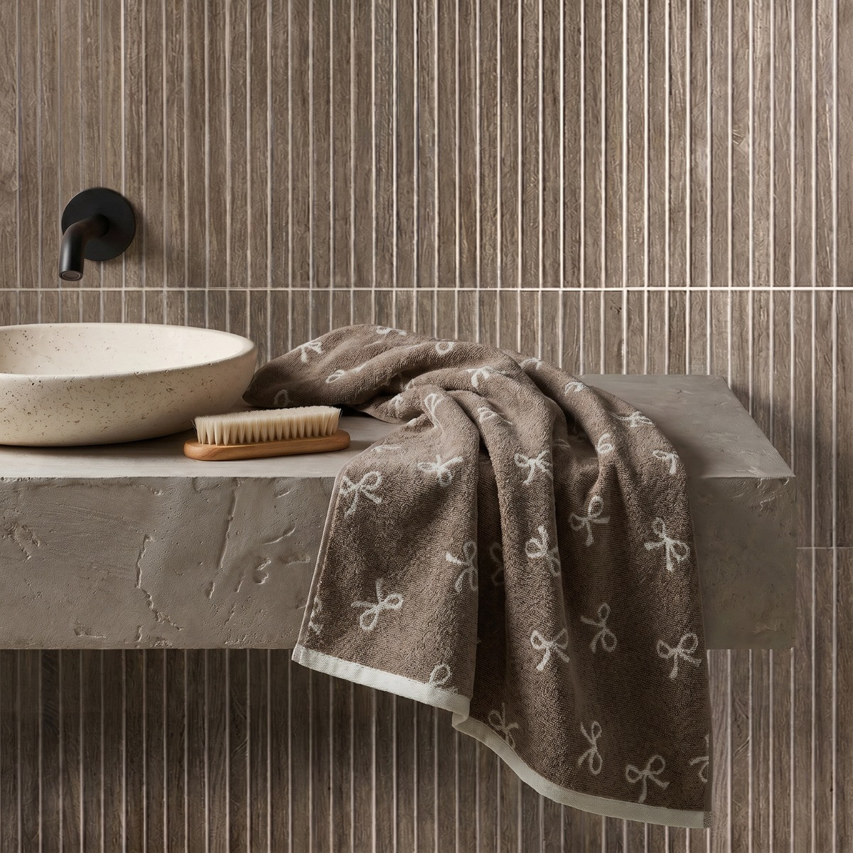 OHS 100% Cotton Bow Print Hand Towel - Natural>