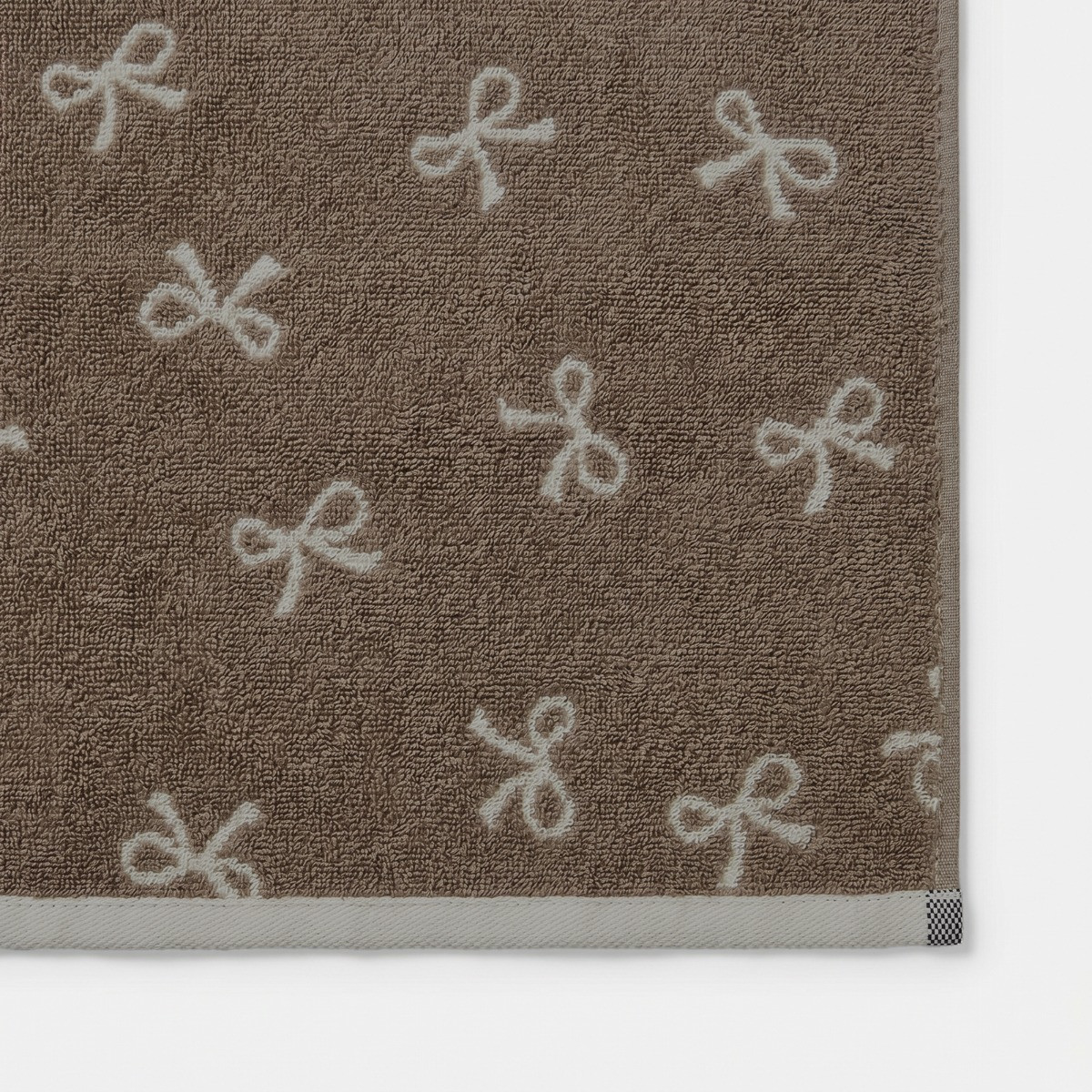 OHS 100% Cotton Bow Print Towel - Natural>