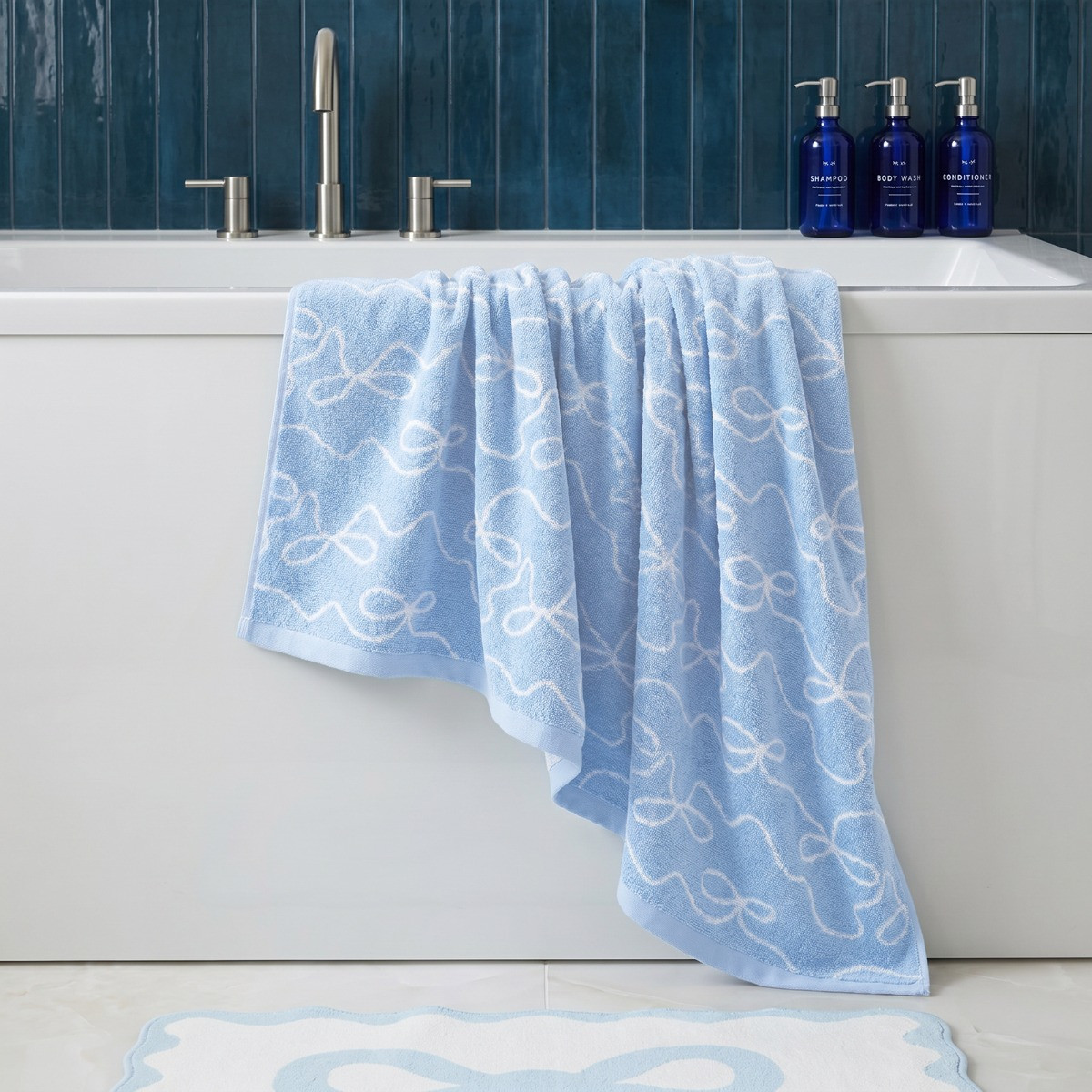 OHS 100% Cotton Bow Print Towel - Blue>