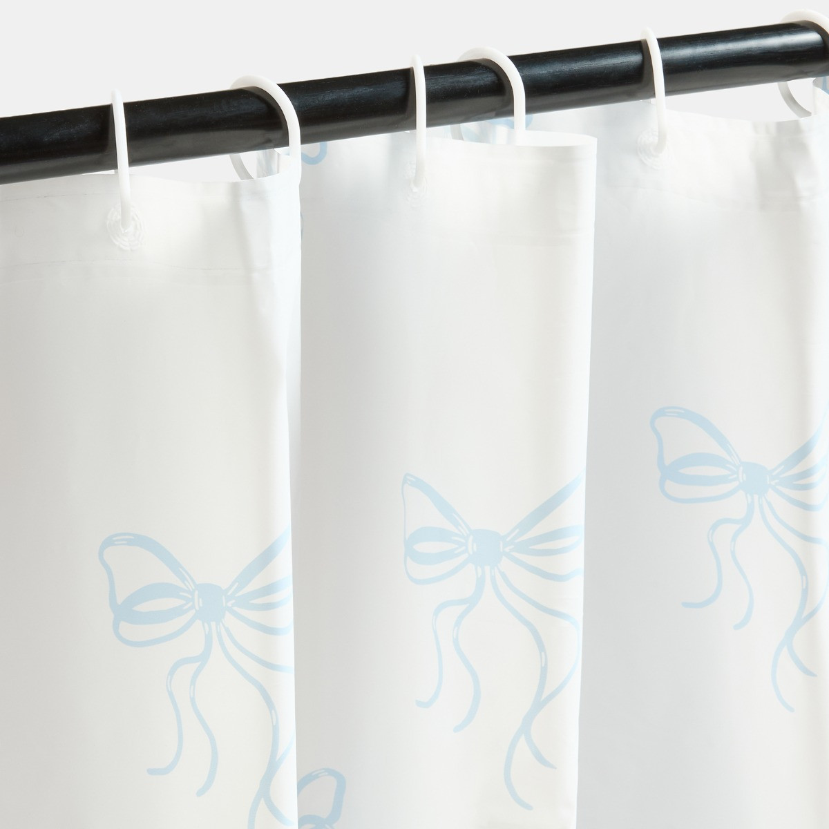 OHS Bow Print Shower Curtain - White/Blue>