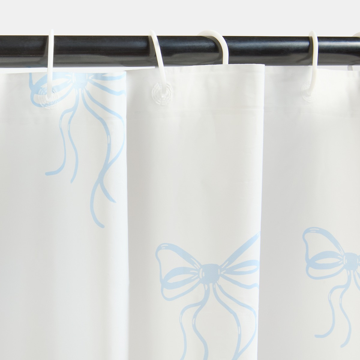 OHS Bow Print Shower Curtain - White/Blue>