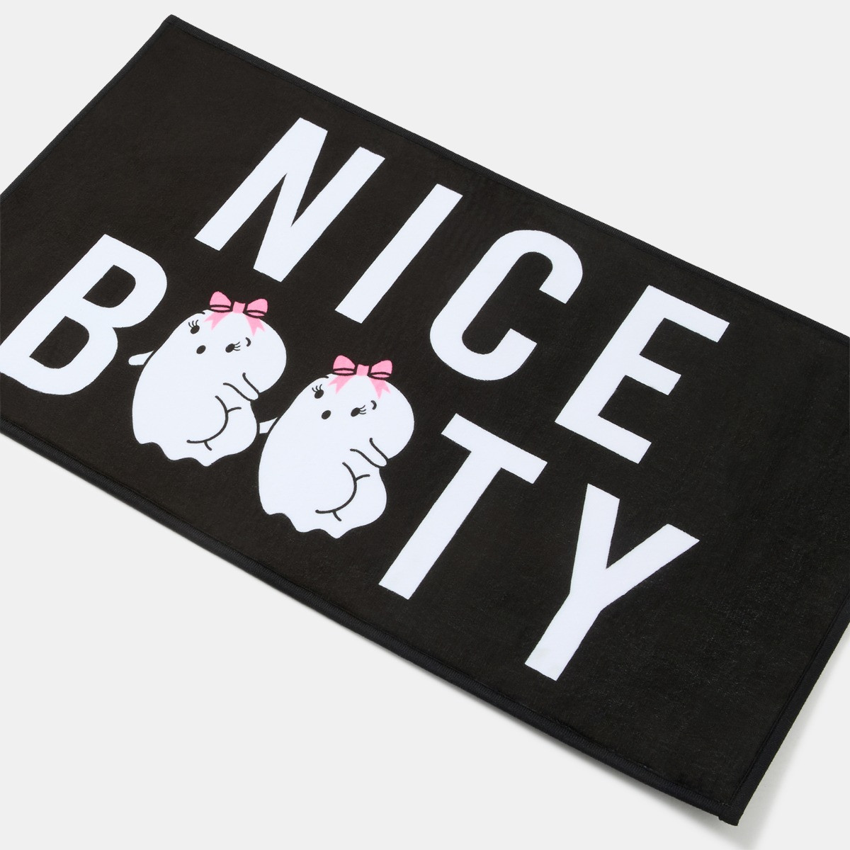 OHS Nice Booty Slogan Halloween Bath Mat - Monochrome>