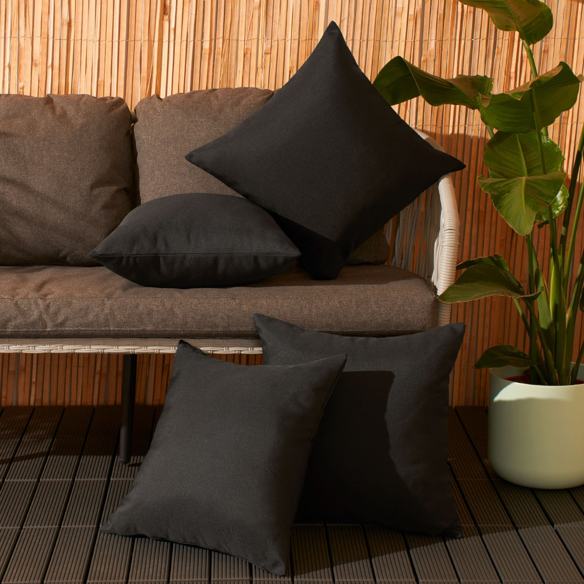 OHS 4 Pack Water Resistant Outdoor Cushion Cover, Black - 45 x 45cm>