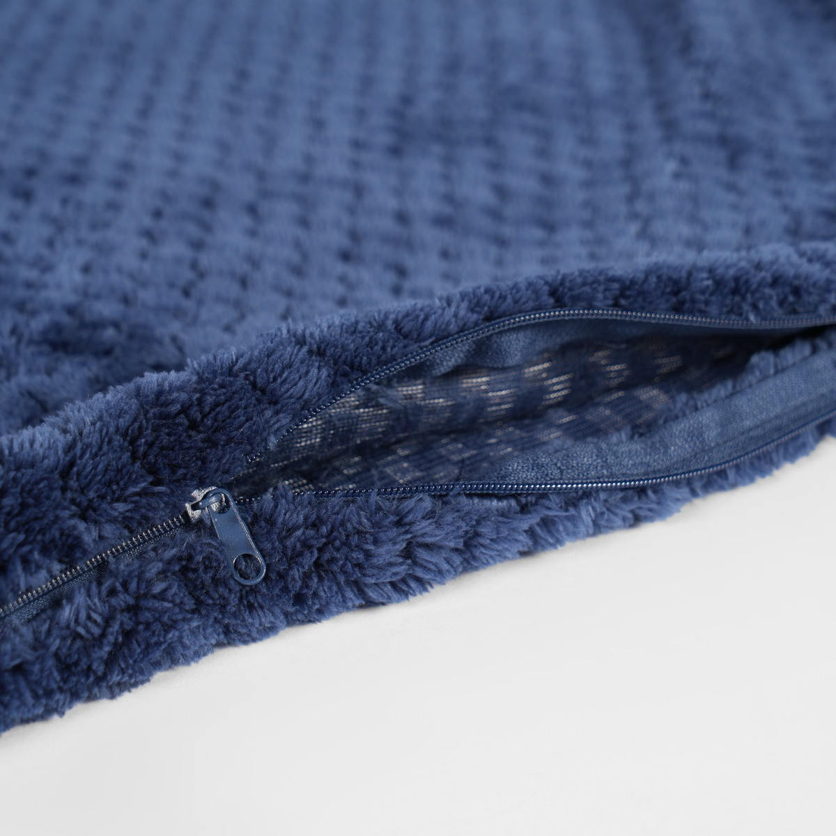 OHS 4 Pack Waffle Fleece Cushion Covers, Navy - 45 x 45cm>