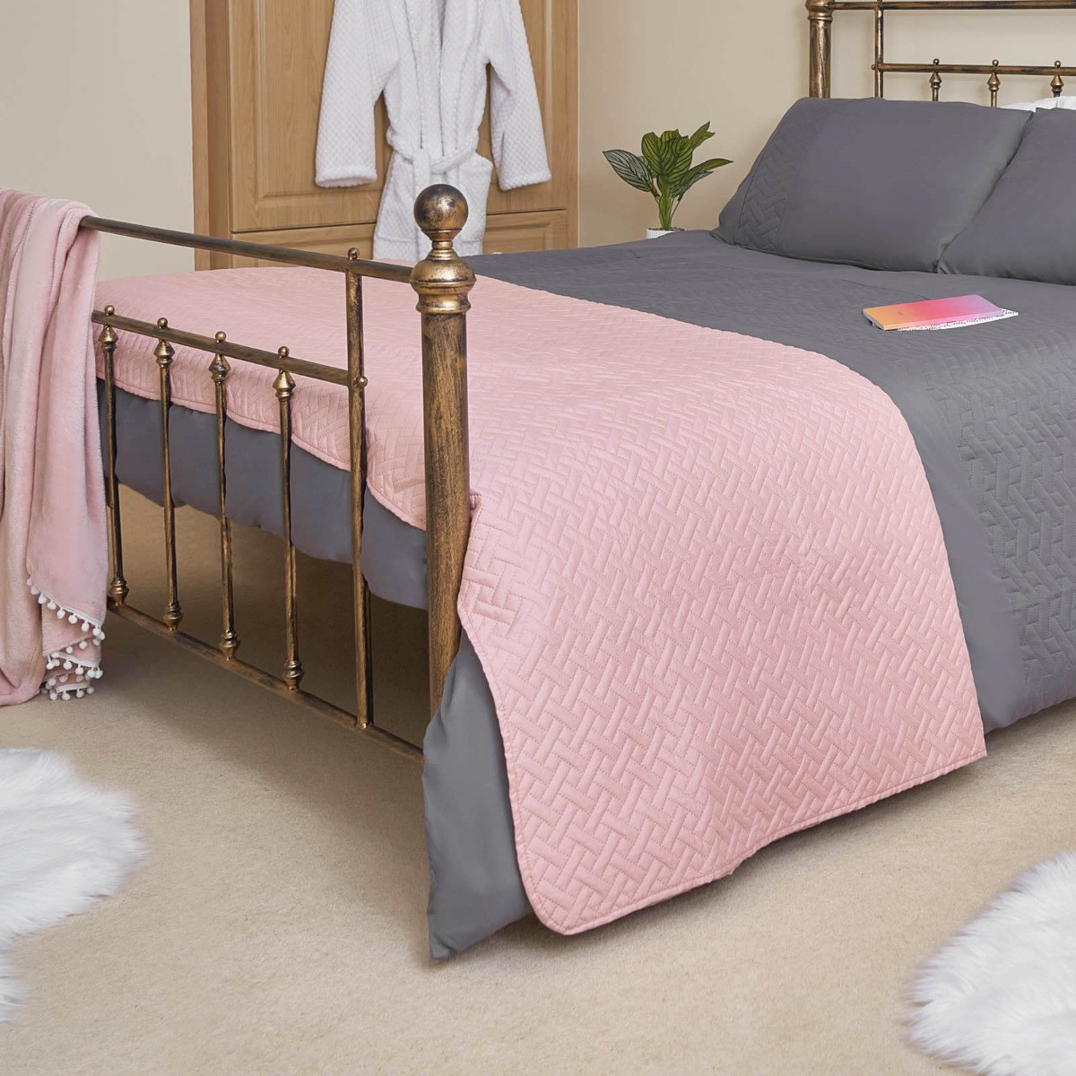 OHS Pinsonic Throw - Blush>