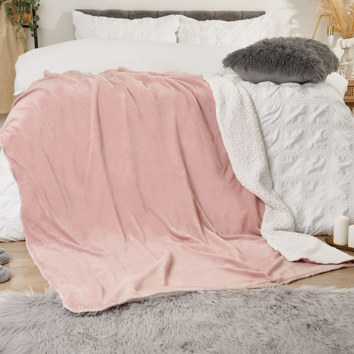 Brentfords Sherpa Fleece Throw, Blush Pink - 150 x 180cm>