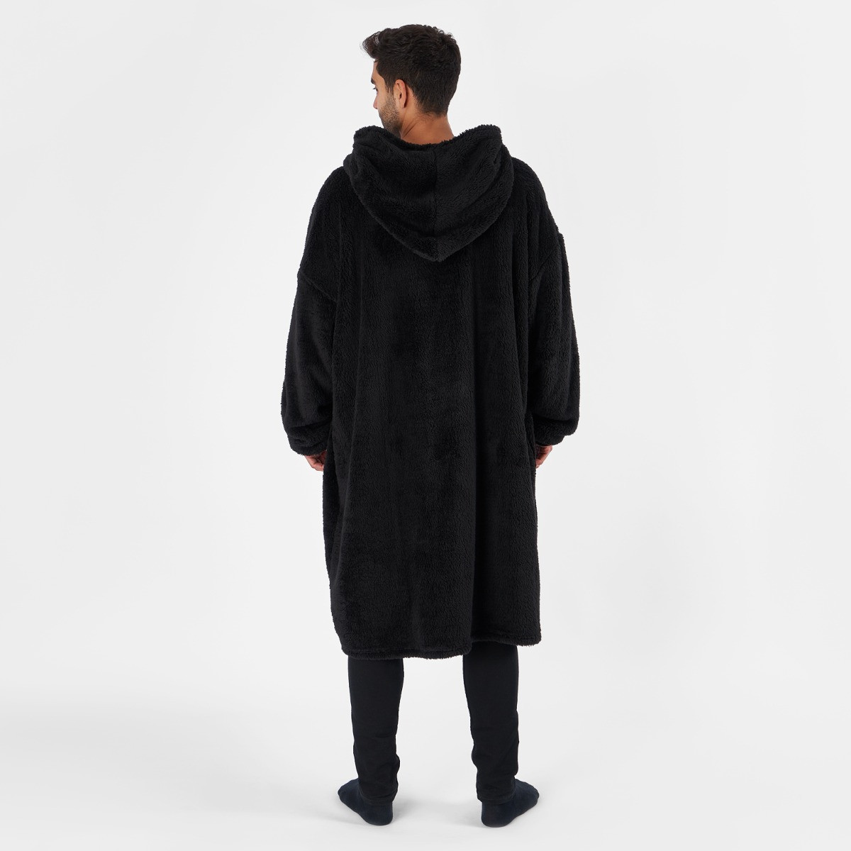 OHS Extra-Long Teddy Hoodie Blanket - Black>