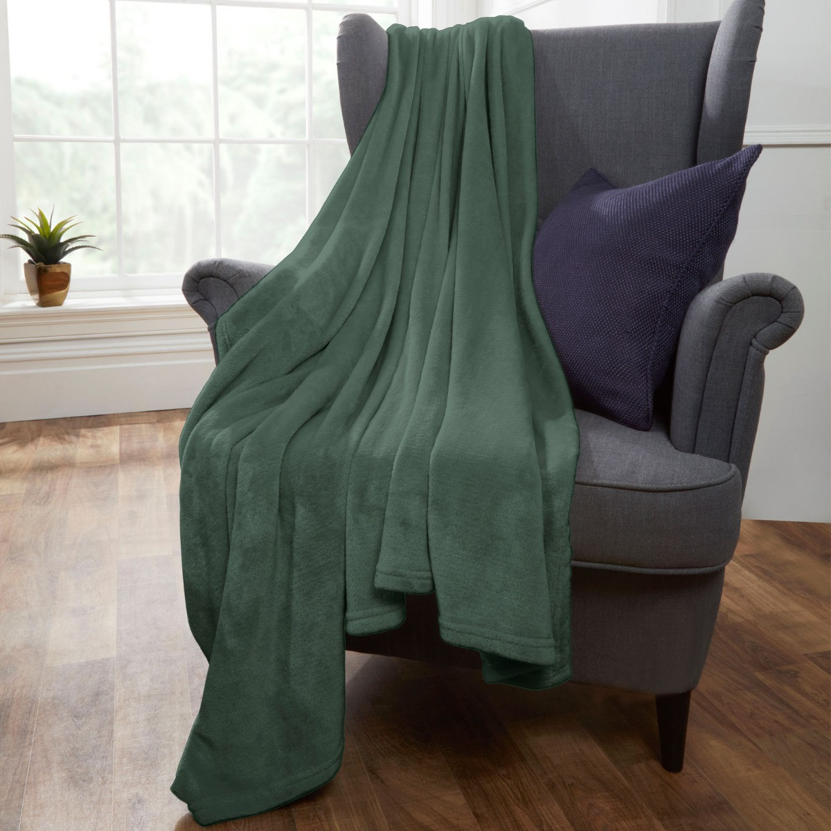 Brentfords by OHS Supersoft Throw Blanket, Green - 50 x 60 inches>