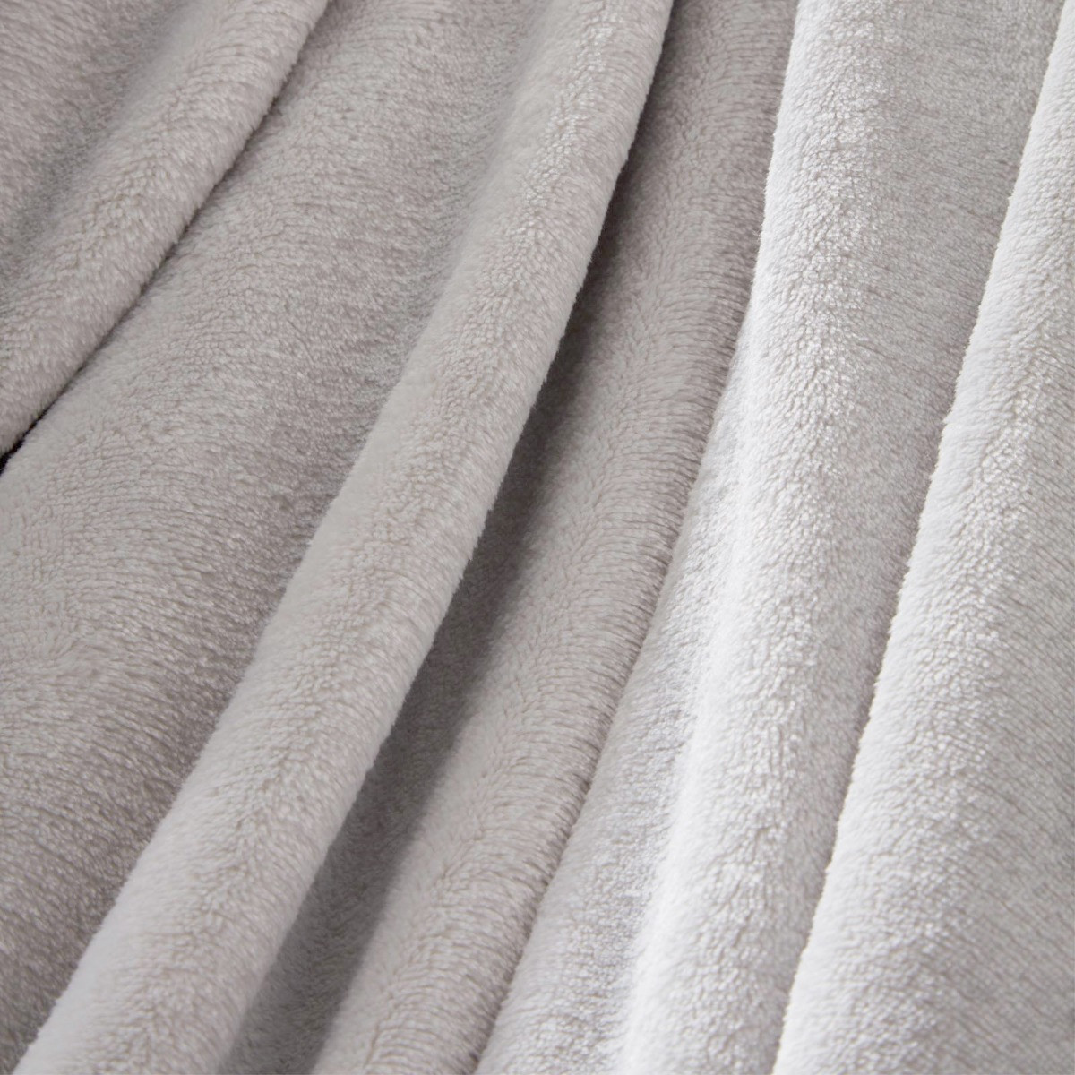 OHS Supersoft Throw, Silver Grey - 150 x 200cm>