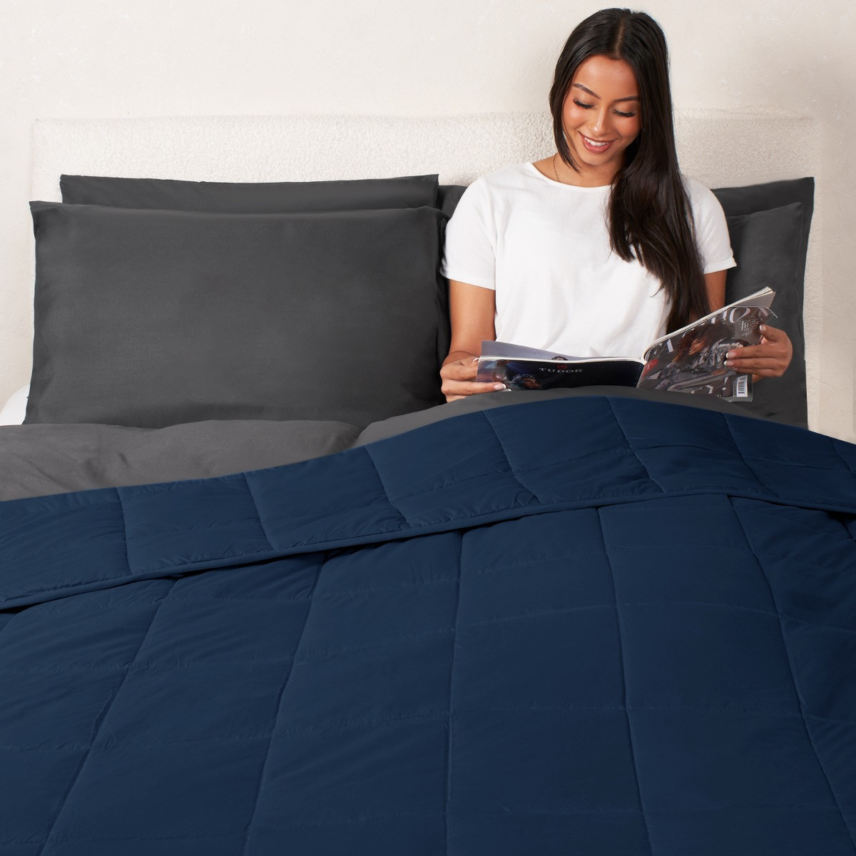 OHS Supersoft Weighted 8kg Blanket, Navy - 150 x 200cm>