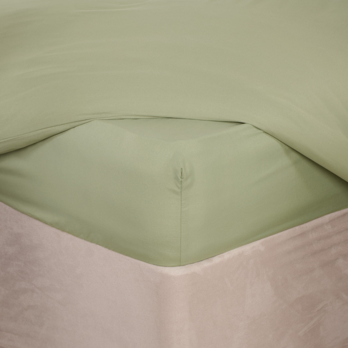 Brentfords Plain Dyed Fitted Sheet, Olive - Double>