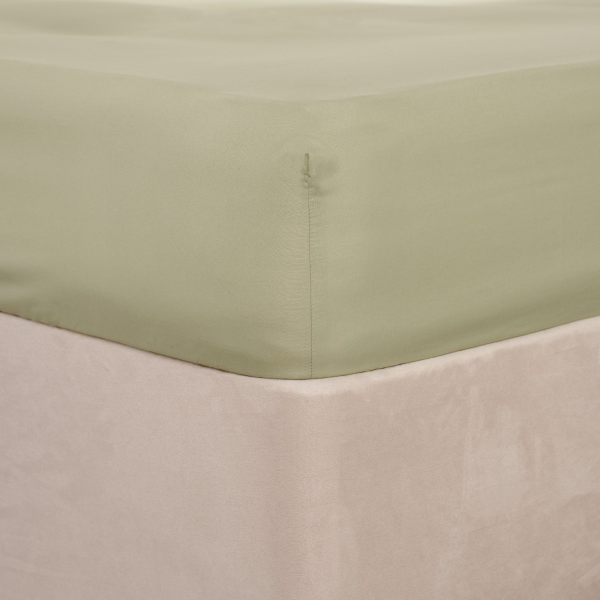 Brentfords Plain Dyed Fitted Sheet, Sage Green - Double>