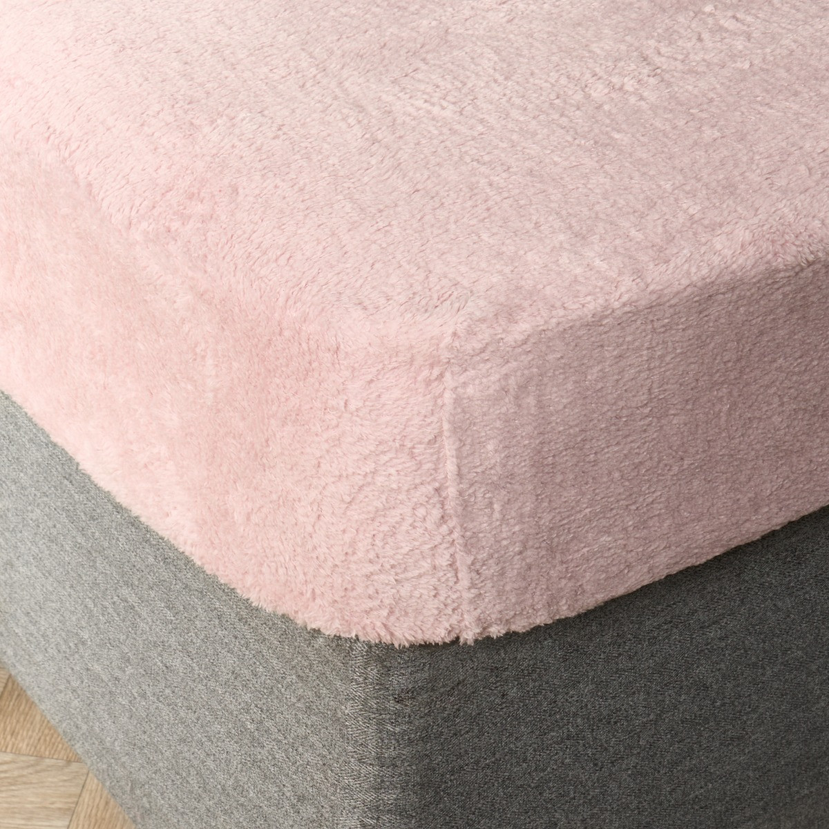 OHS Teddy Fleece Fitted Sheet, Blush Pink - King>