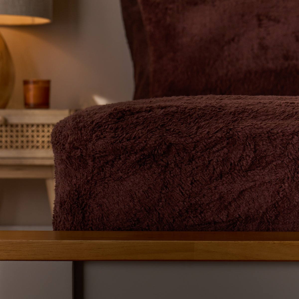 OHS Teddy Fleece Fitted Sheet, Chocolate - Double>