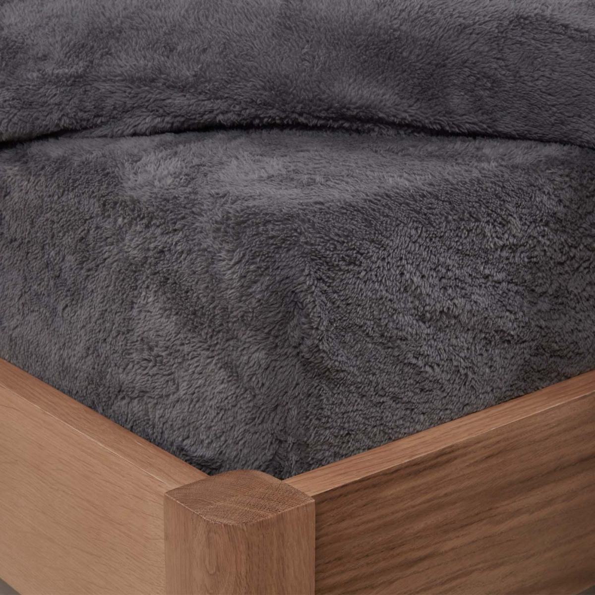 Brentfords Teddy Fleece Fitted Sheet, Charcoal Grey - Double>