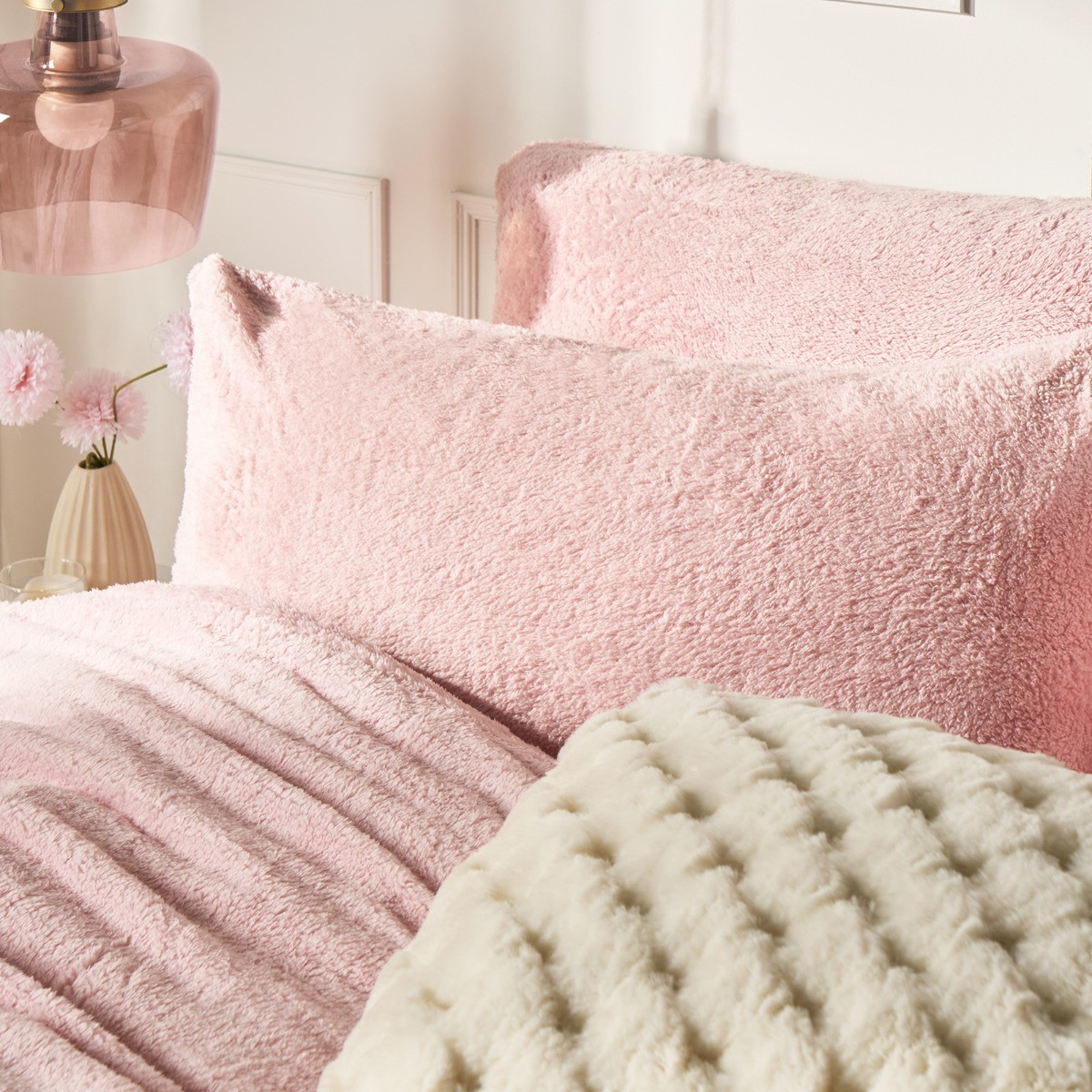 OHS Teddy Fleece Duvet Cover Set - Blush>
