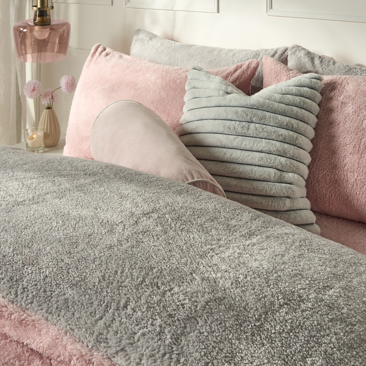 OHS Teddy Fleece Reversible Duvet Cover Set, Blush Pink/Grey - King>
