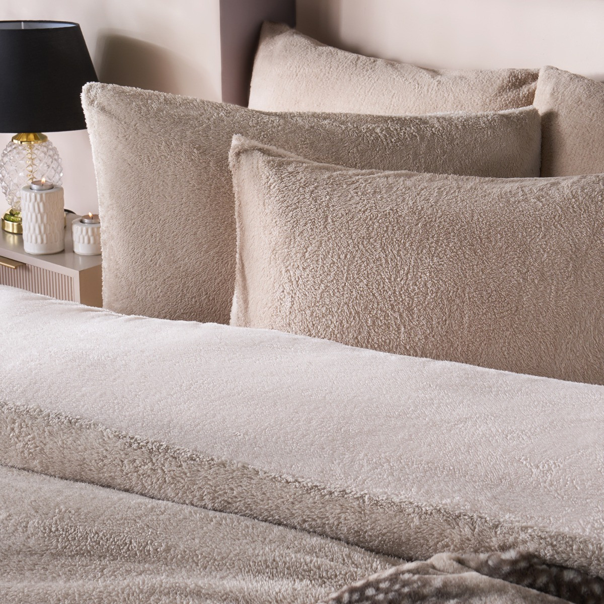OHS Teddy Fleece Reversible Duvet Cover Set, Latte/Cream - Double>