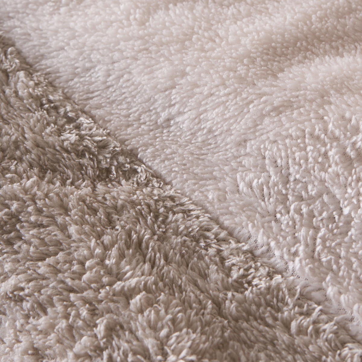 OHS Teddy Fleece Reversible Duvet Cover Set - Latte/Cream>